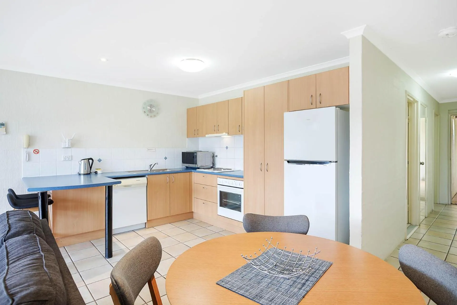 Kitchen or kitchenette in Sails Luxury Apartments Merimbula