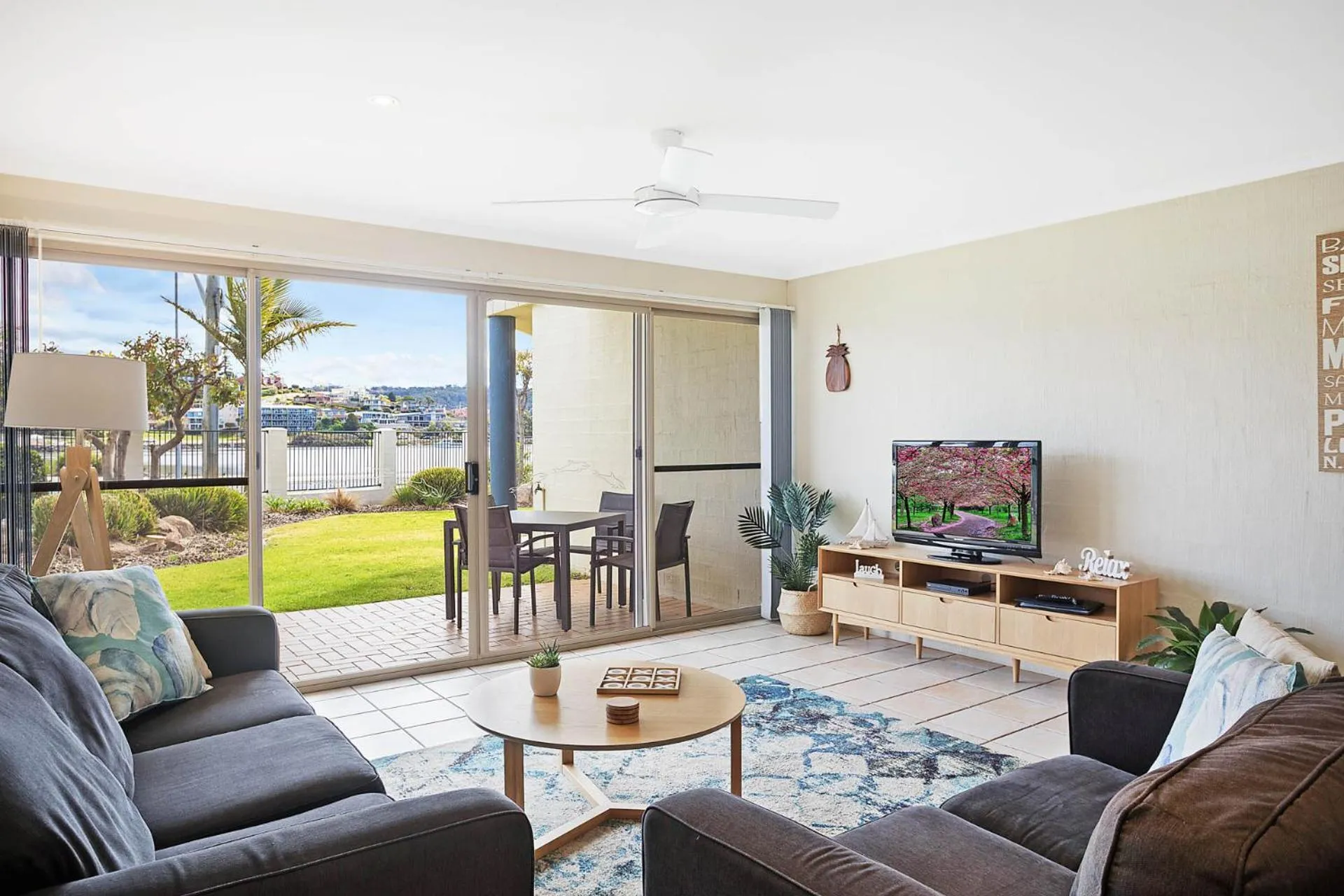 Living room in Sails Luxury Apartments Merimbula