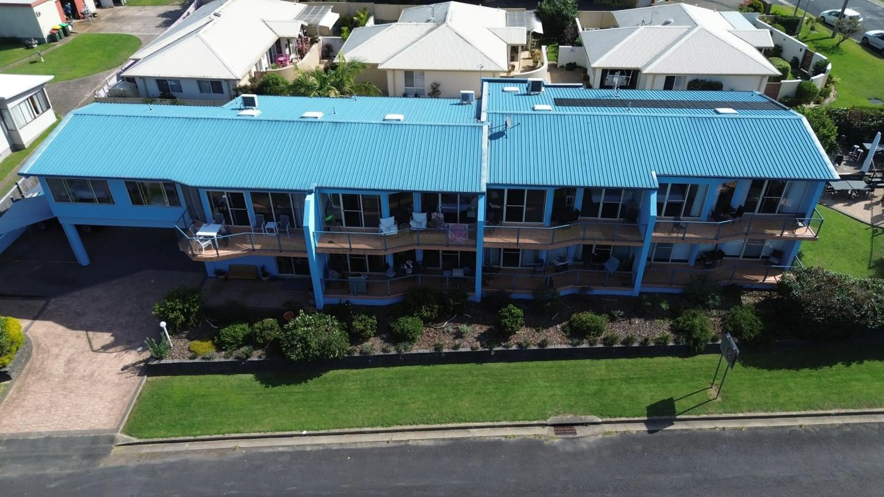 Property building in BlueWater Apartments