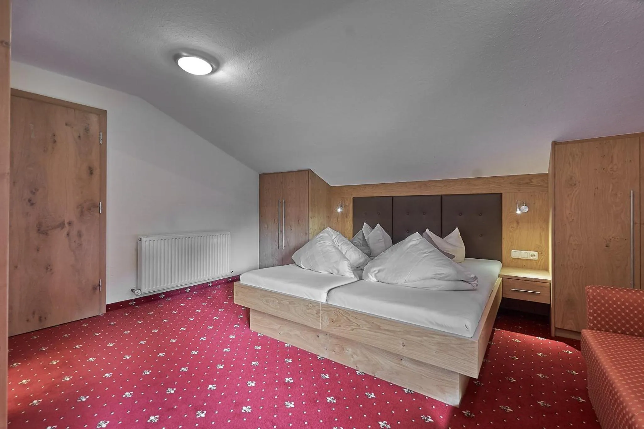 Photo of the whole room, Bed in Hotel Garni Schönblick