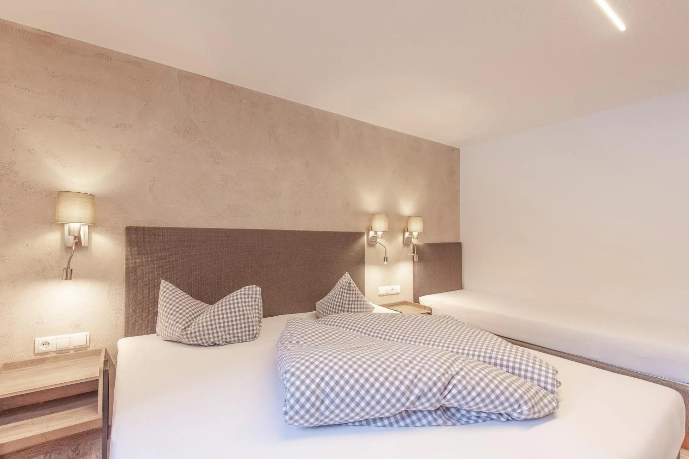 Bedroom, Bed in Hotel Garni Schönblick