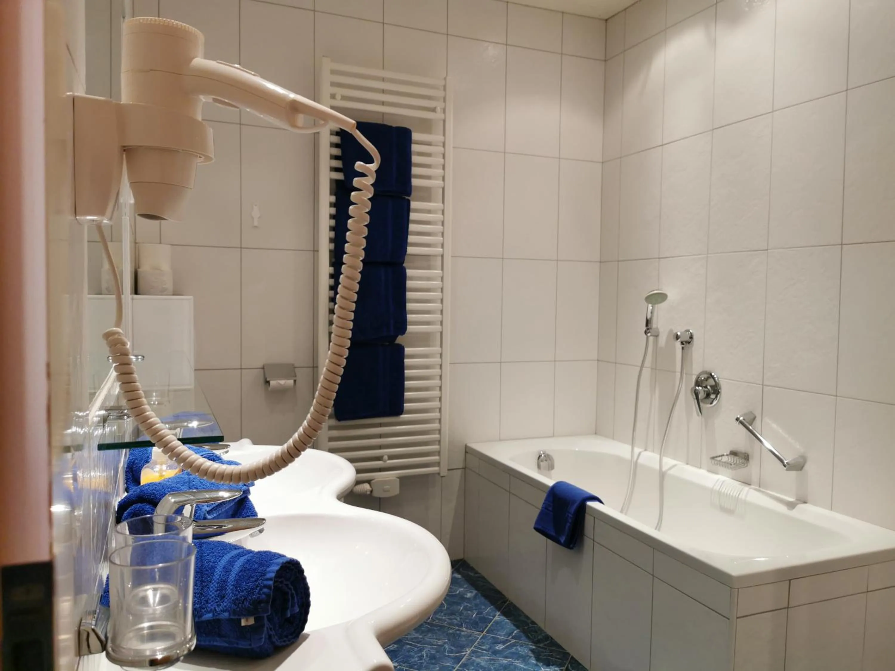 Bathroom in Hotel Garni Schönblick