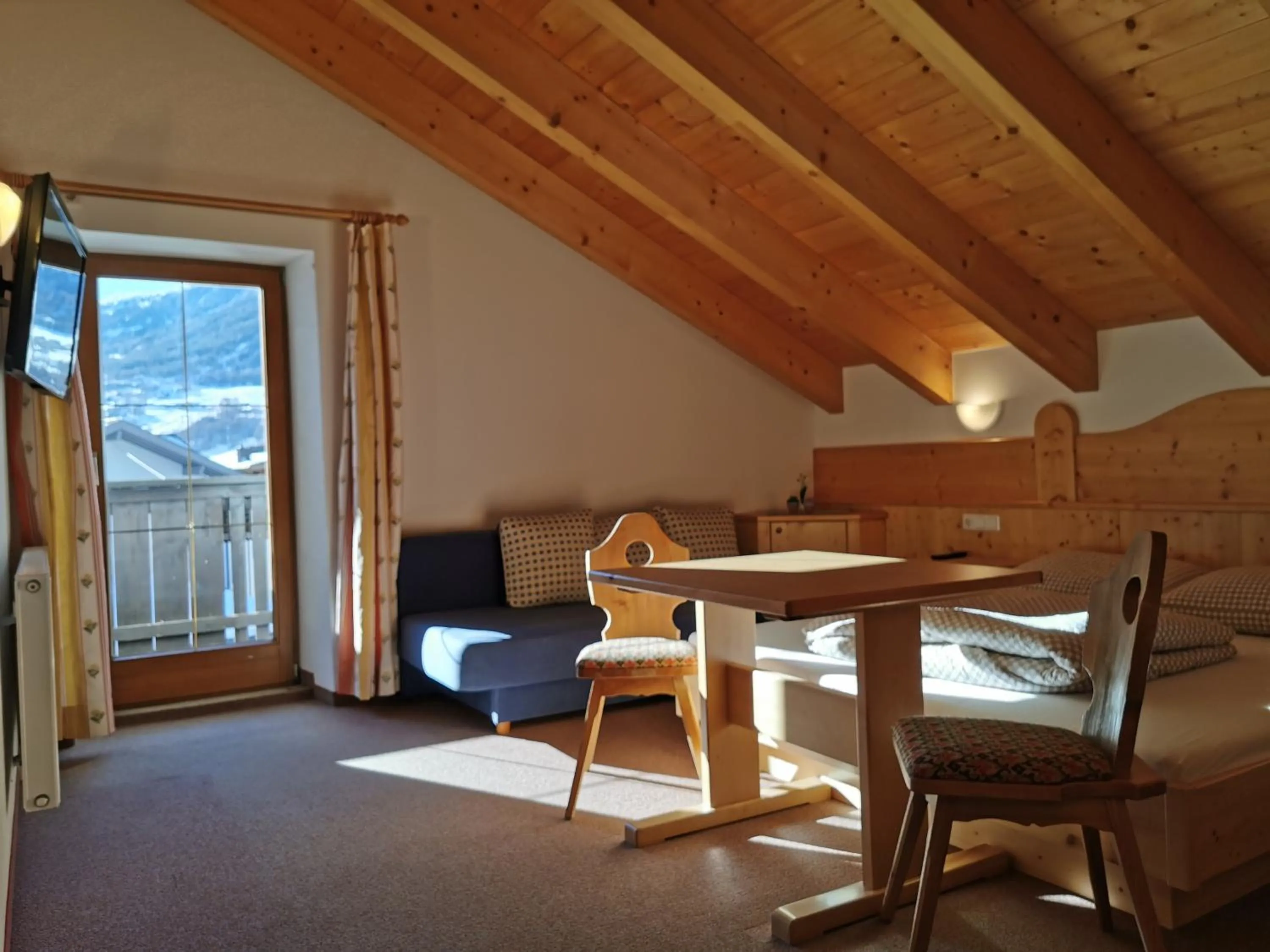 Photo of the whole room in Hotel Garni Schönblick