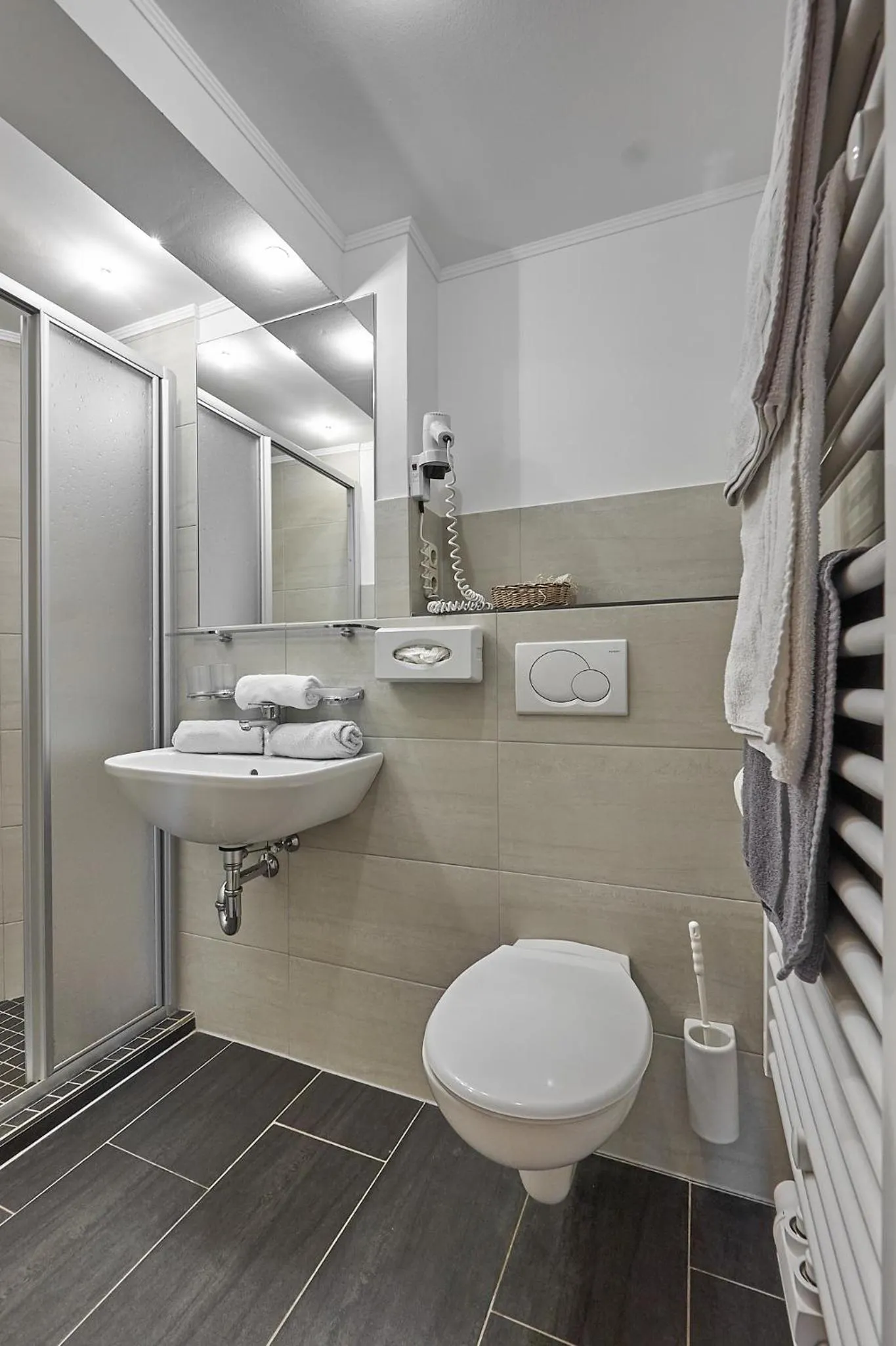 Bathroom in Hotel Garni Schönblick