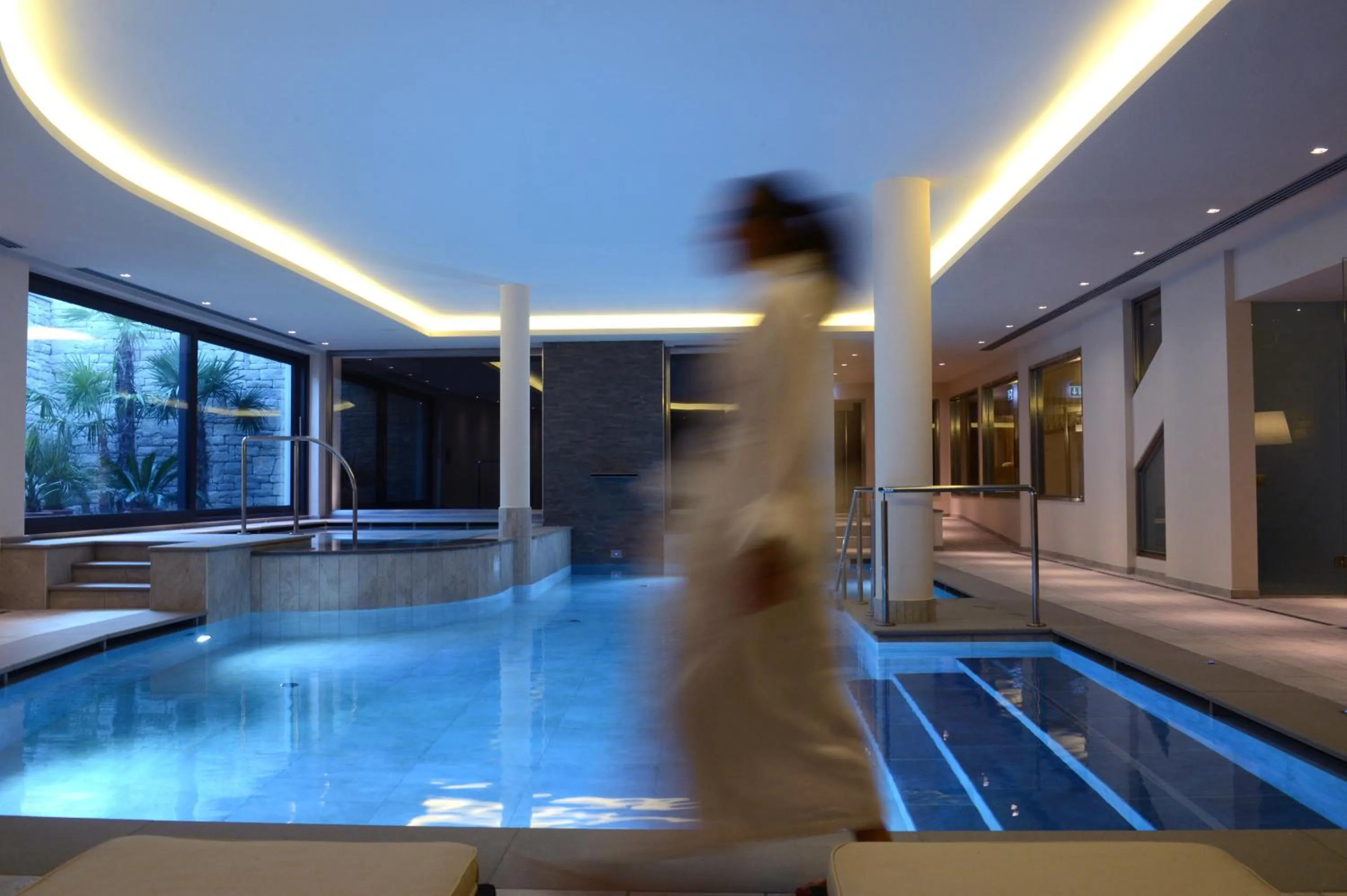 Swimming pool in Hotel Ambassador