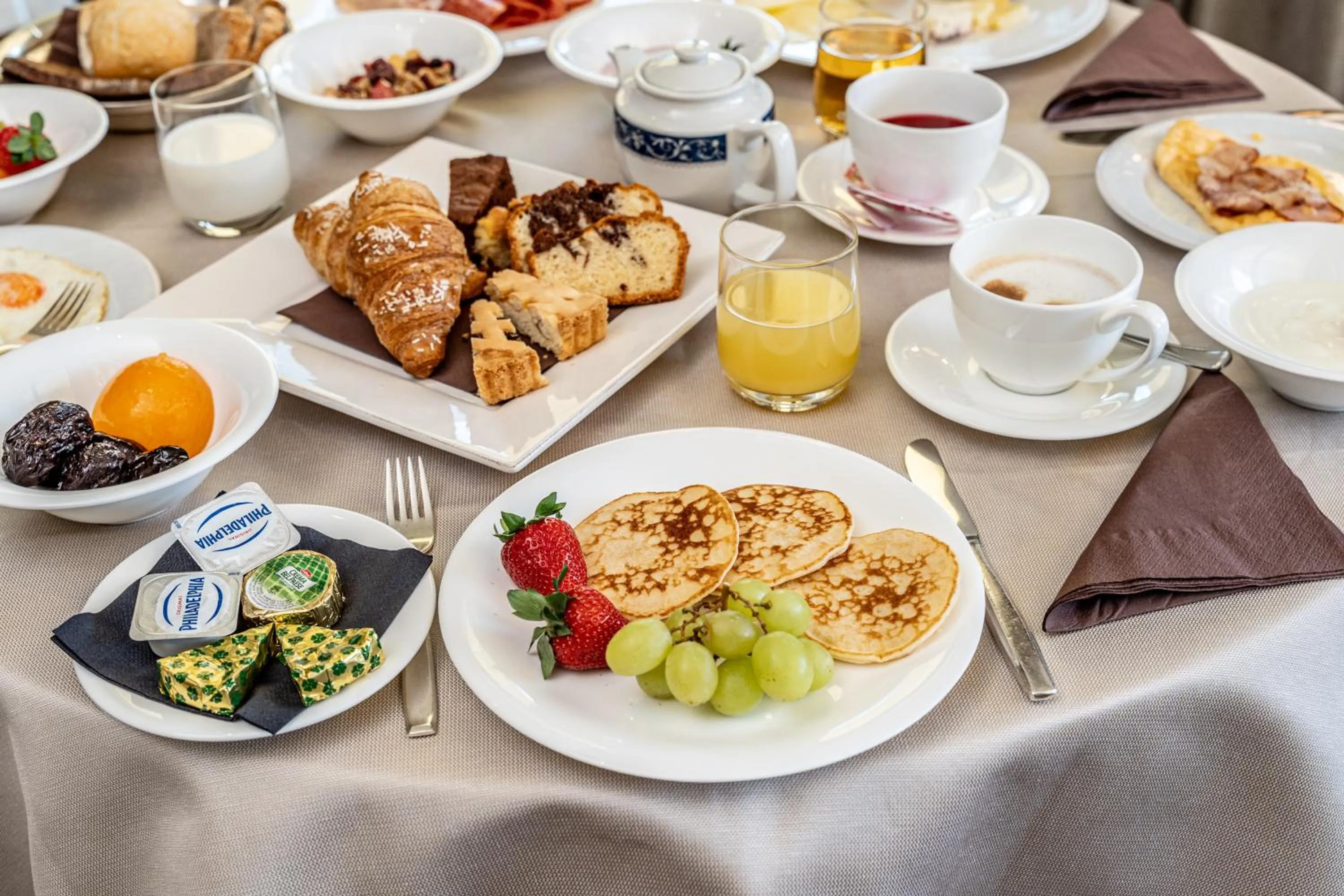 Breakfast in Hotel Ambassador