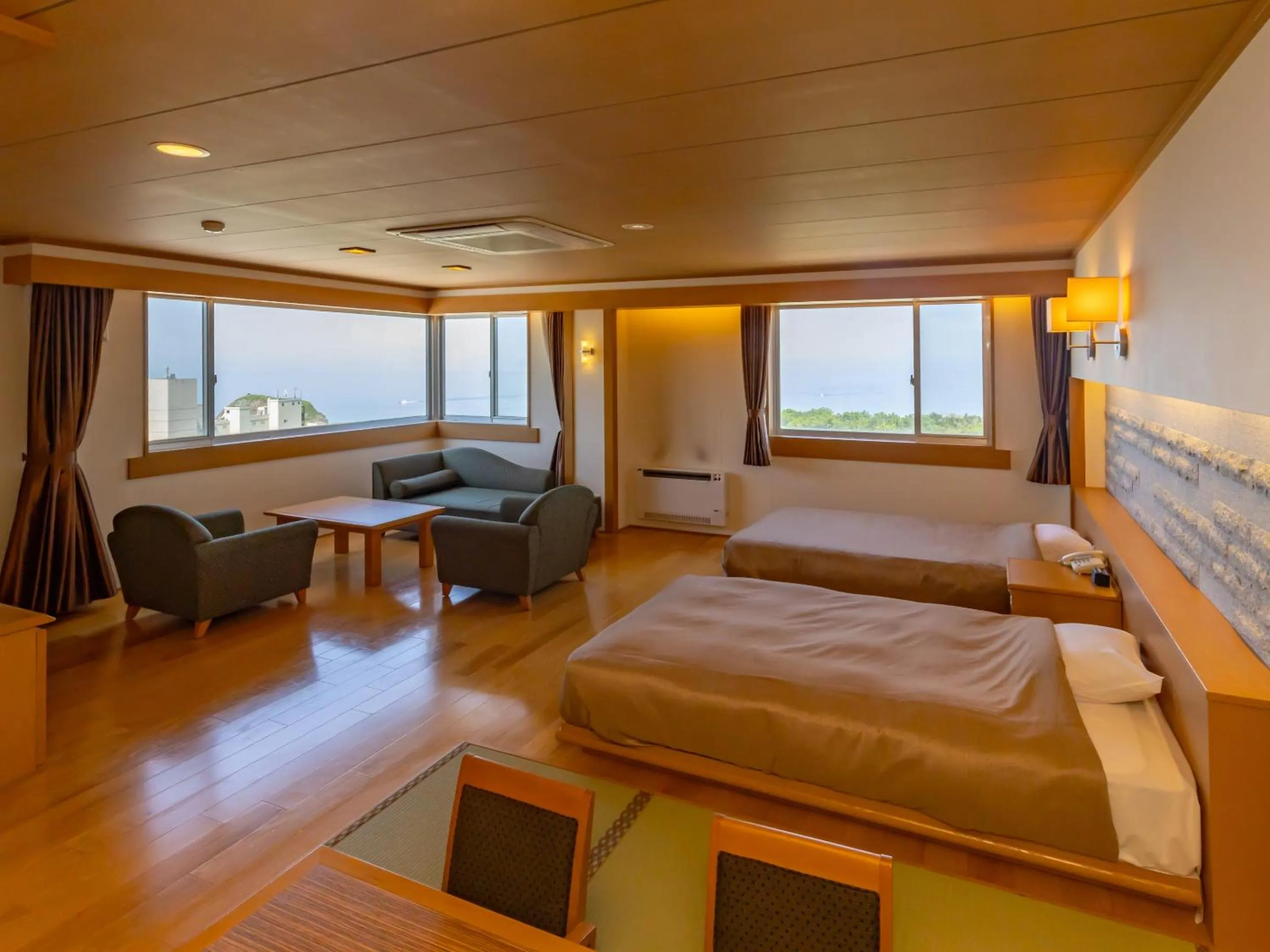 Photo of the whole room, Bed in Shiretoko Daiichi Hotel