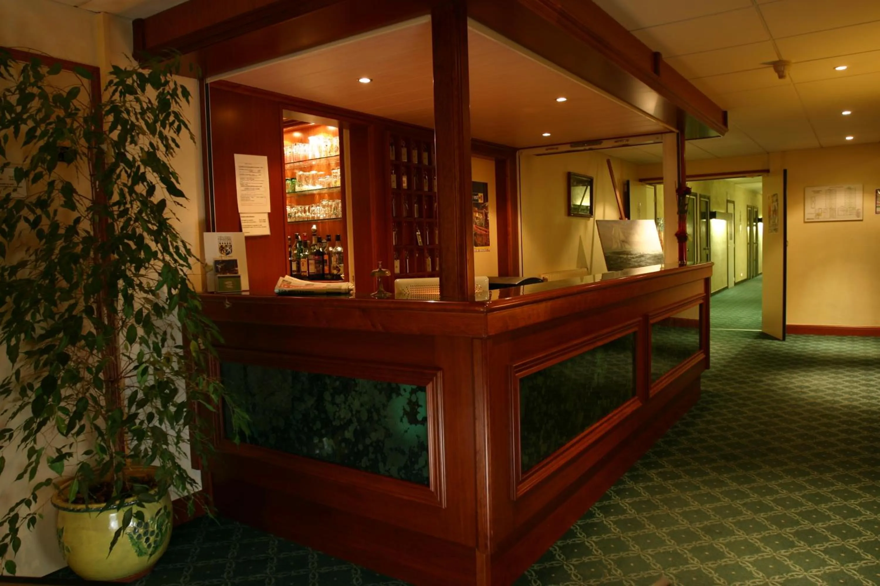 Lobby or reception in Hôtel Fontaine, Morlaix