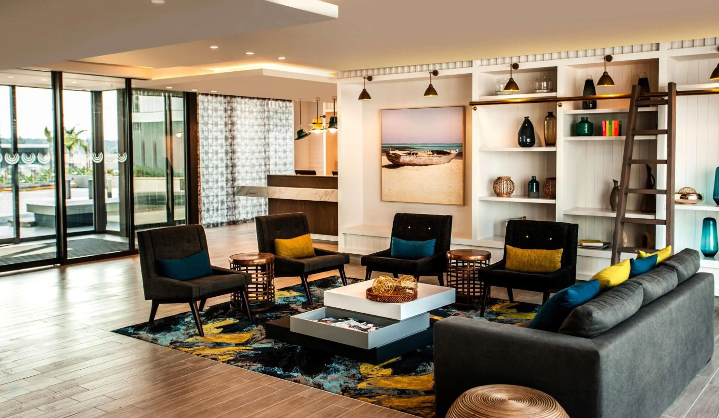 Lobby or reception in StayEasy Maputo