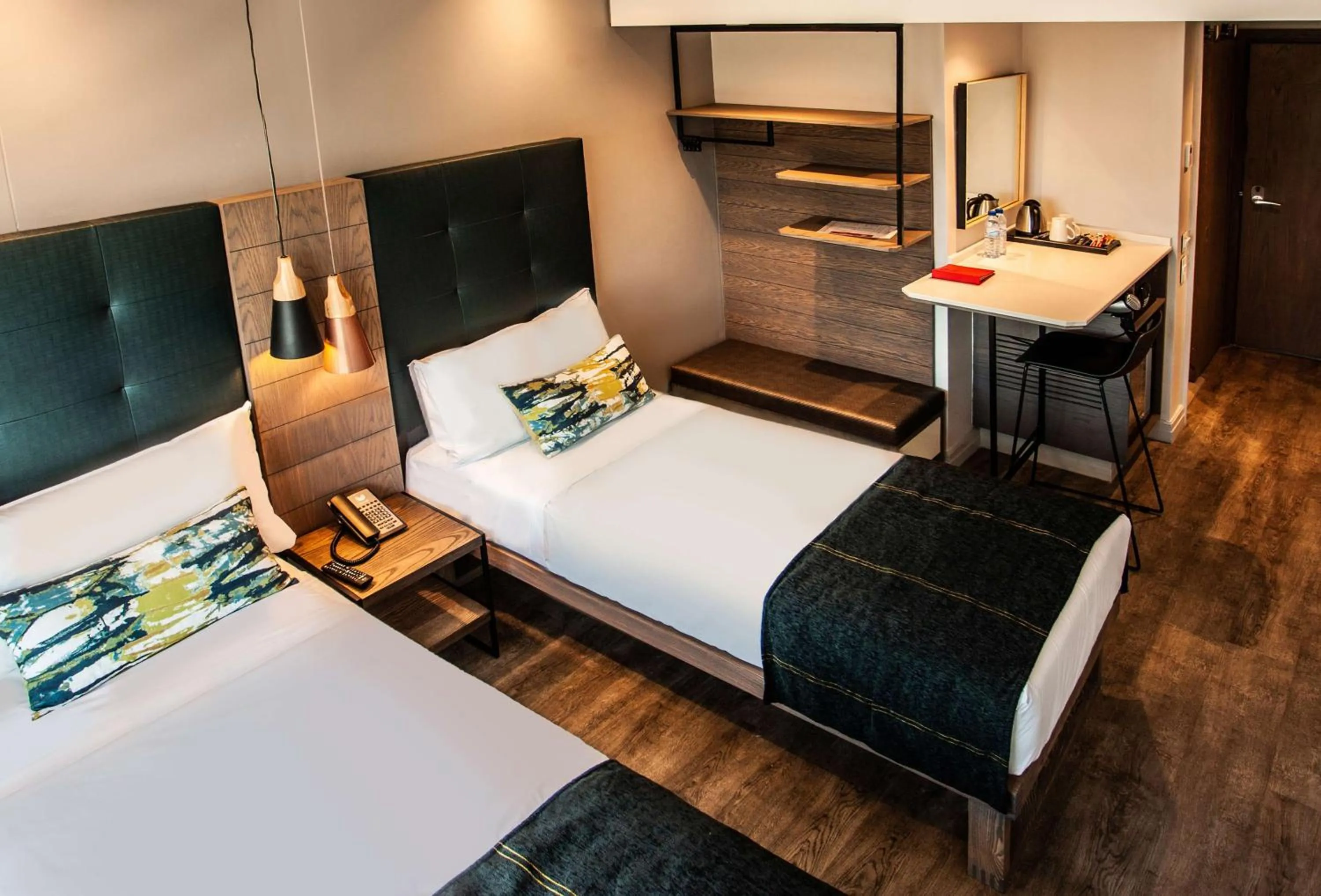 Bedroom, Bed in StayEasy Maputo