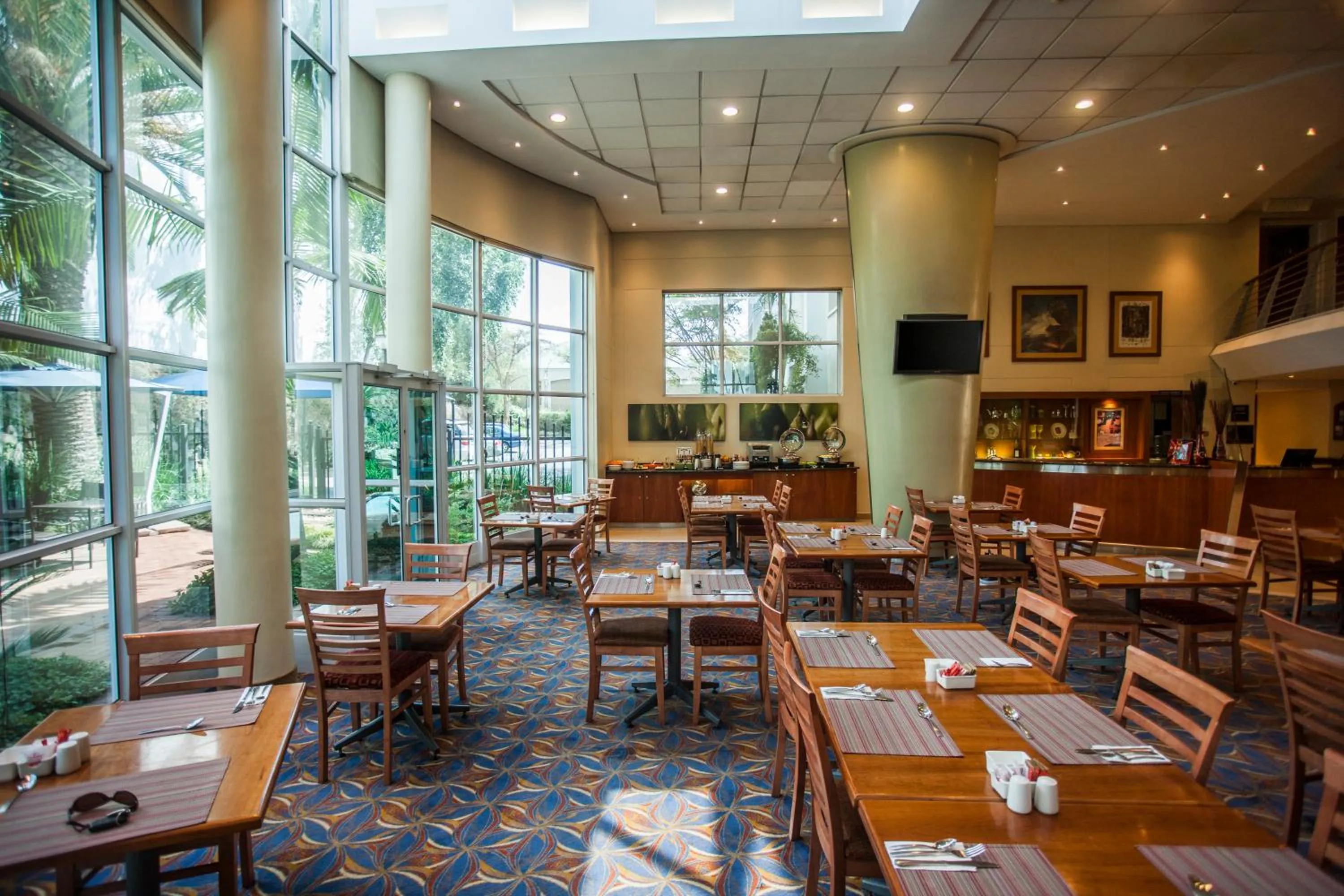 Restaurant/places to eat in StayEasy Pretoria