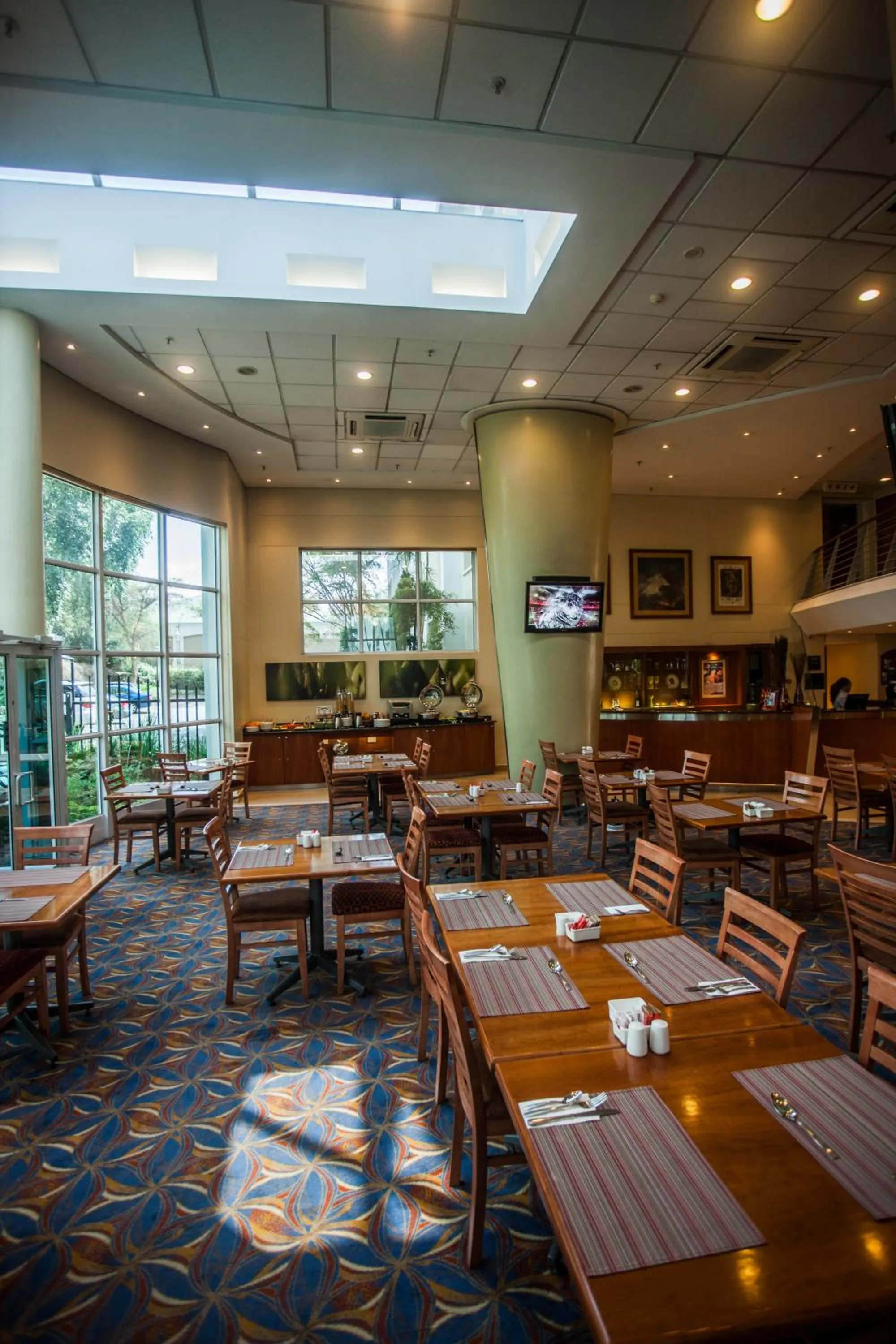 Restaurant/places to eat in StayEasy Pretoria