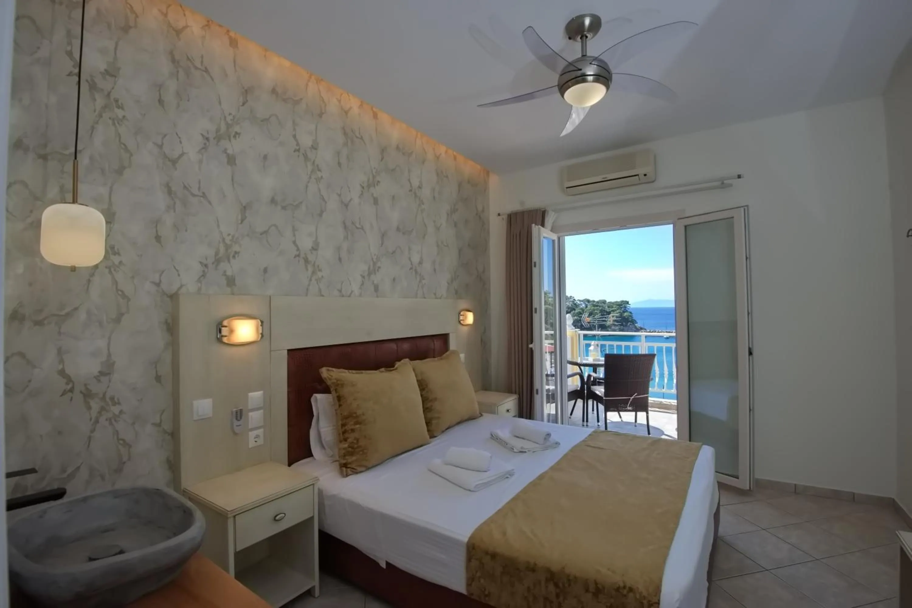 Bed in Pension Votsi