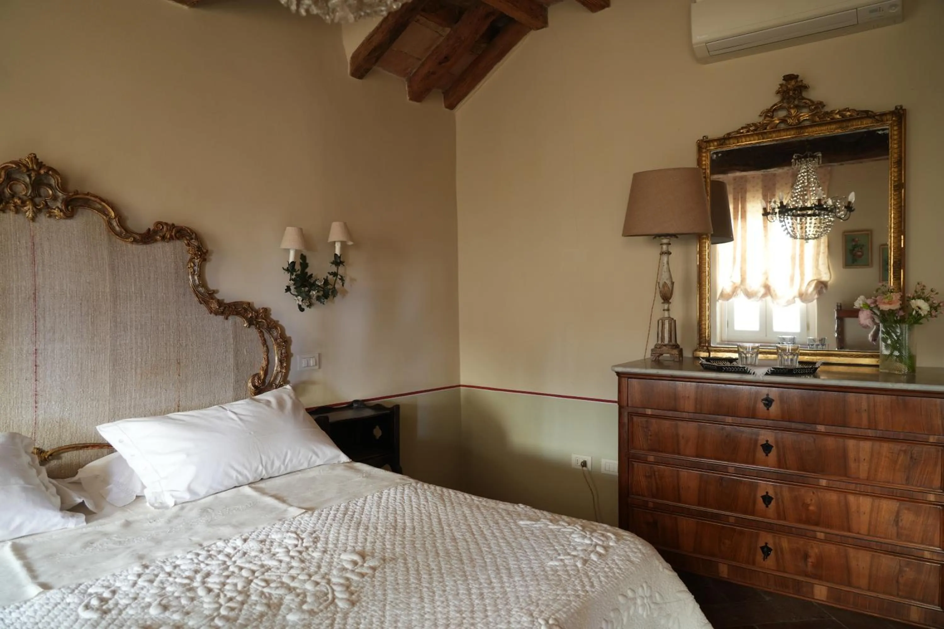 Bedroom, Bed in Villino di Porporano