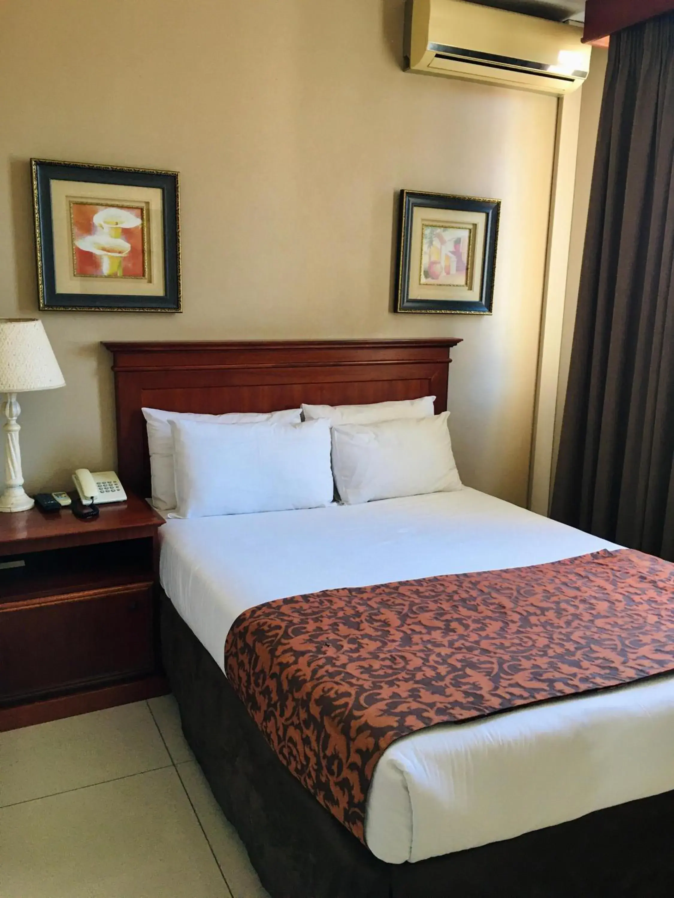 Standard Double Room in Emakhosini Hotel On East Standard Double Room in Emakhosini Hotel On East