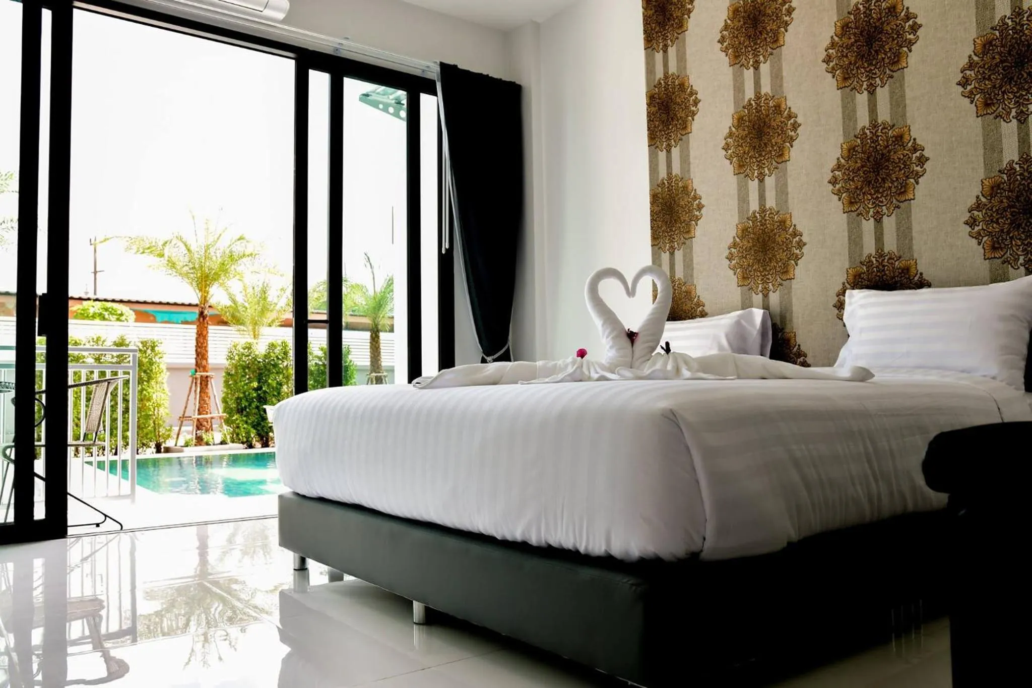 Bedroom, Bed in Baan Yamoo Ranong