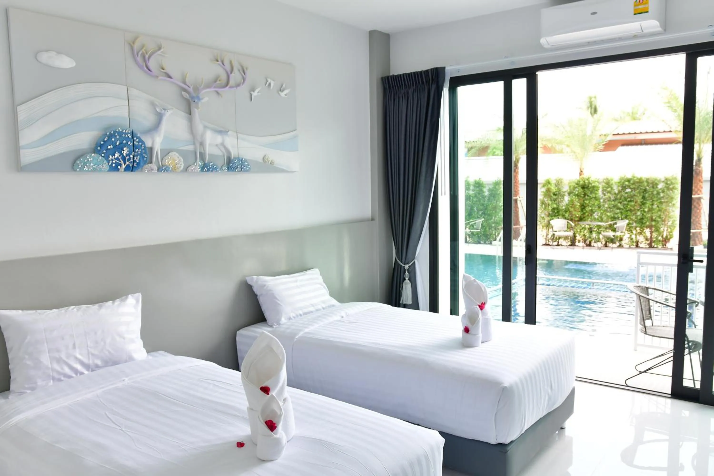 Bedroom, Bed in Baan Yamoo Ranong