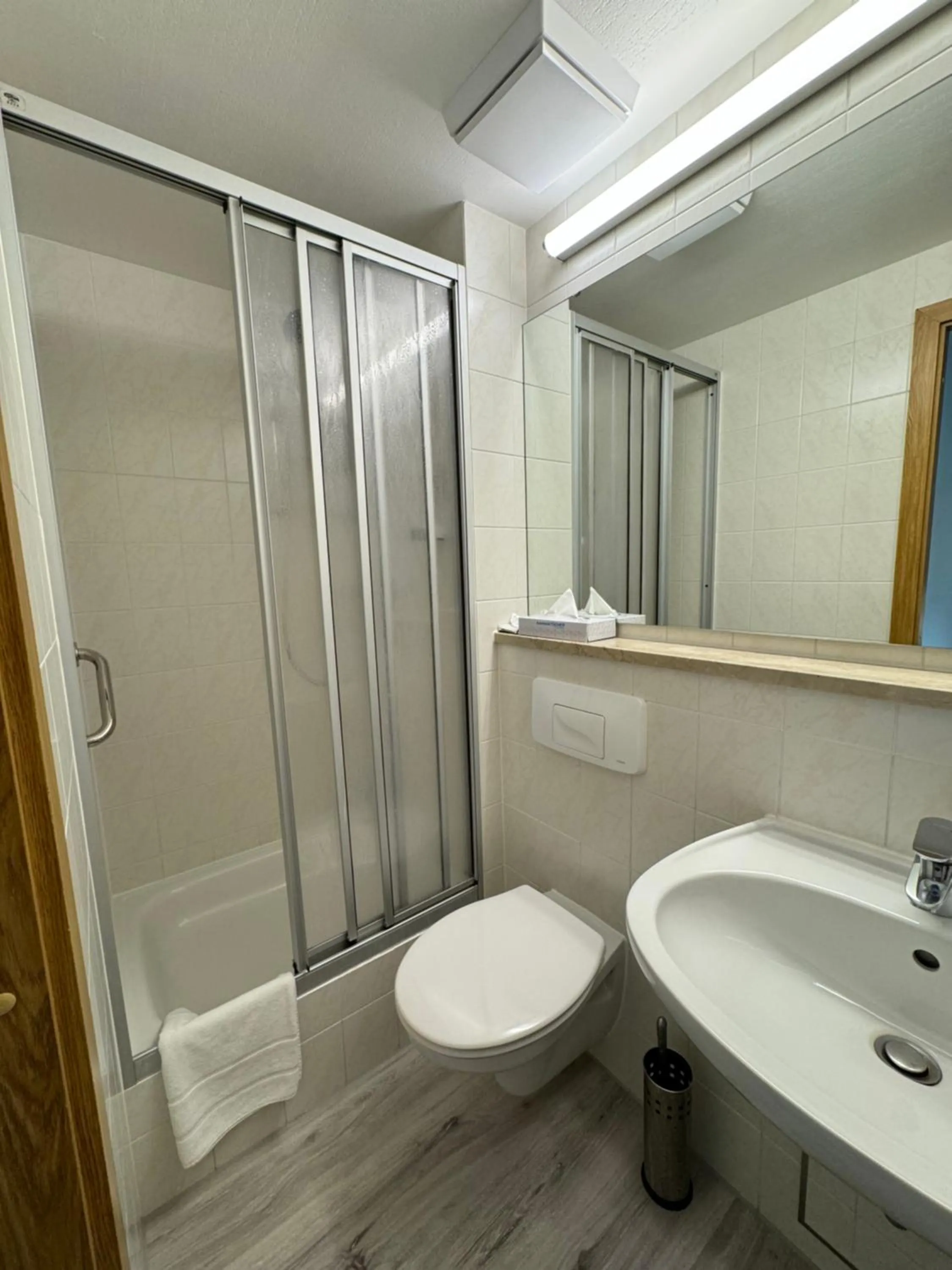 Bathroom in Hotel Hasen Kaufbeuren Allgäu