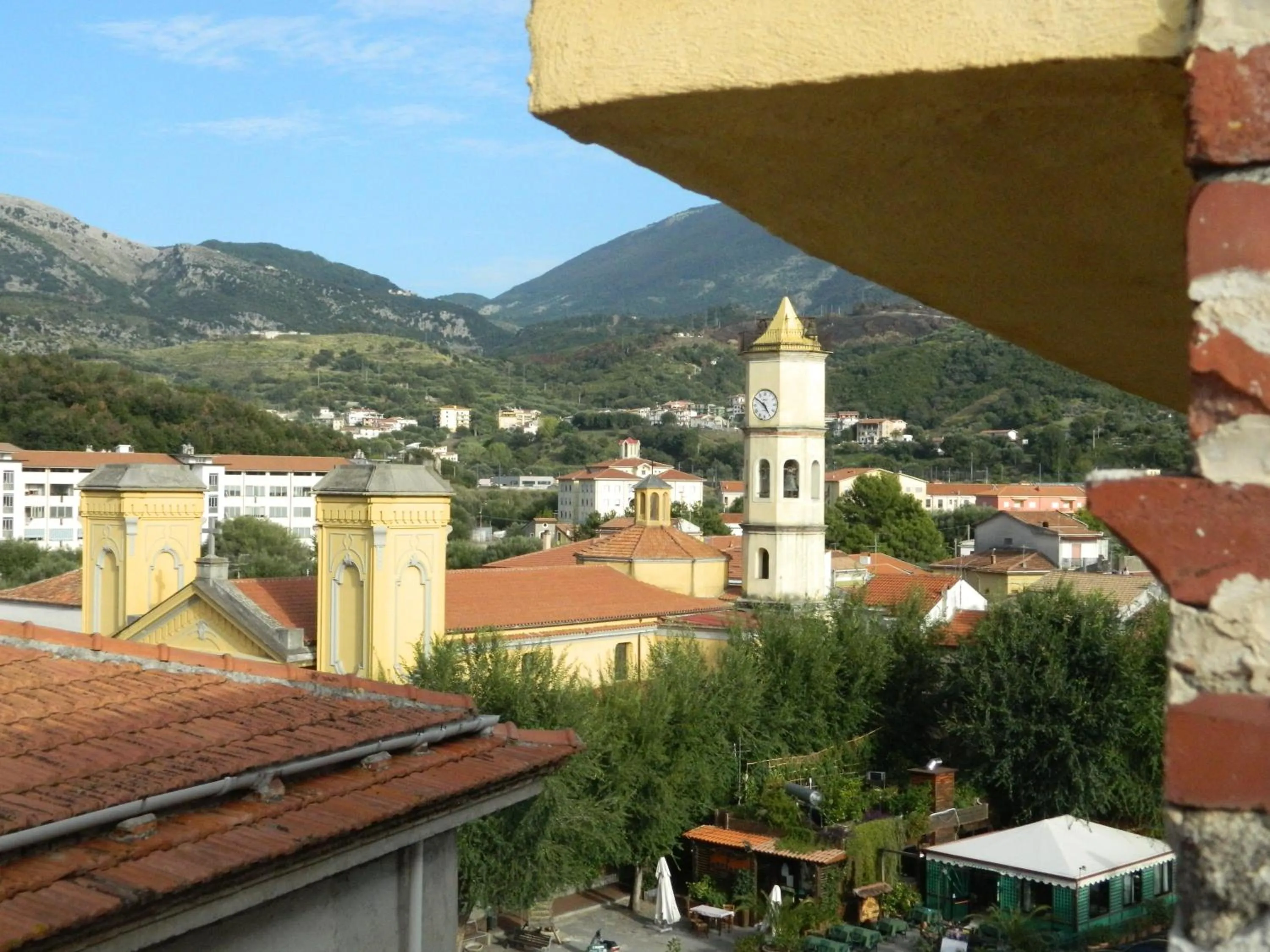 Neighbourhood in Hotel Del Sole Al Plebiscito