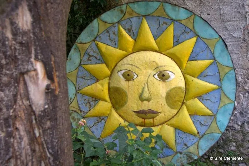 Decorative detail in Hotel Del Sole Al Plebiscito