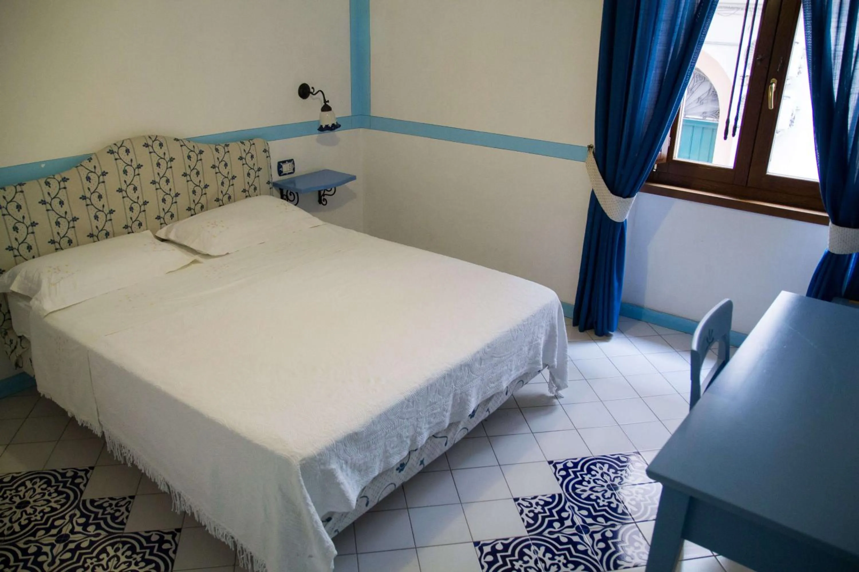 Bed in Hotel Del Sole Al Plebiscito