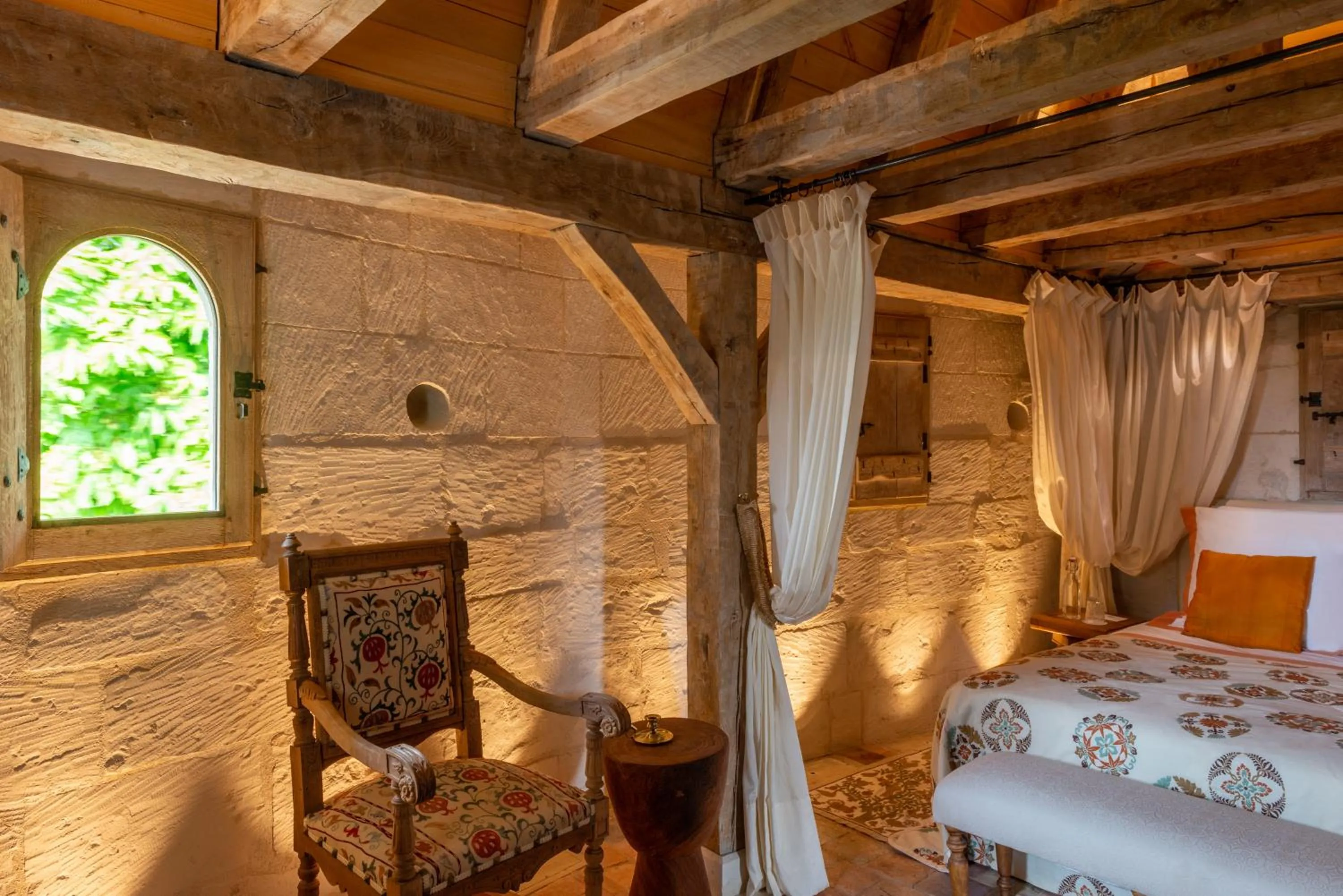 Bedroom, Bed in Hôtel du Château du Rivau