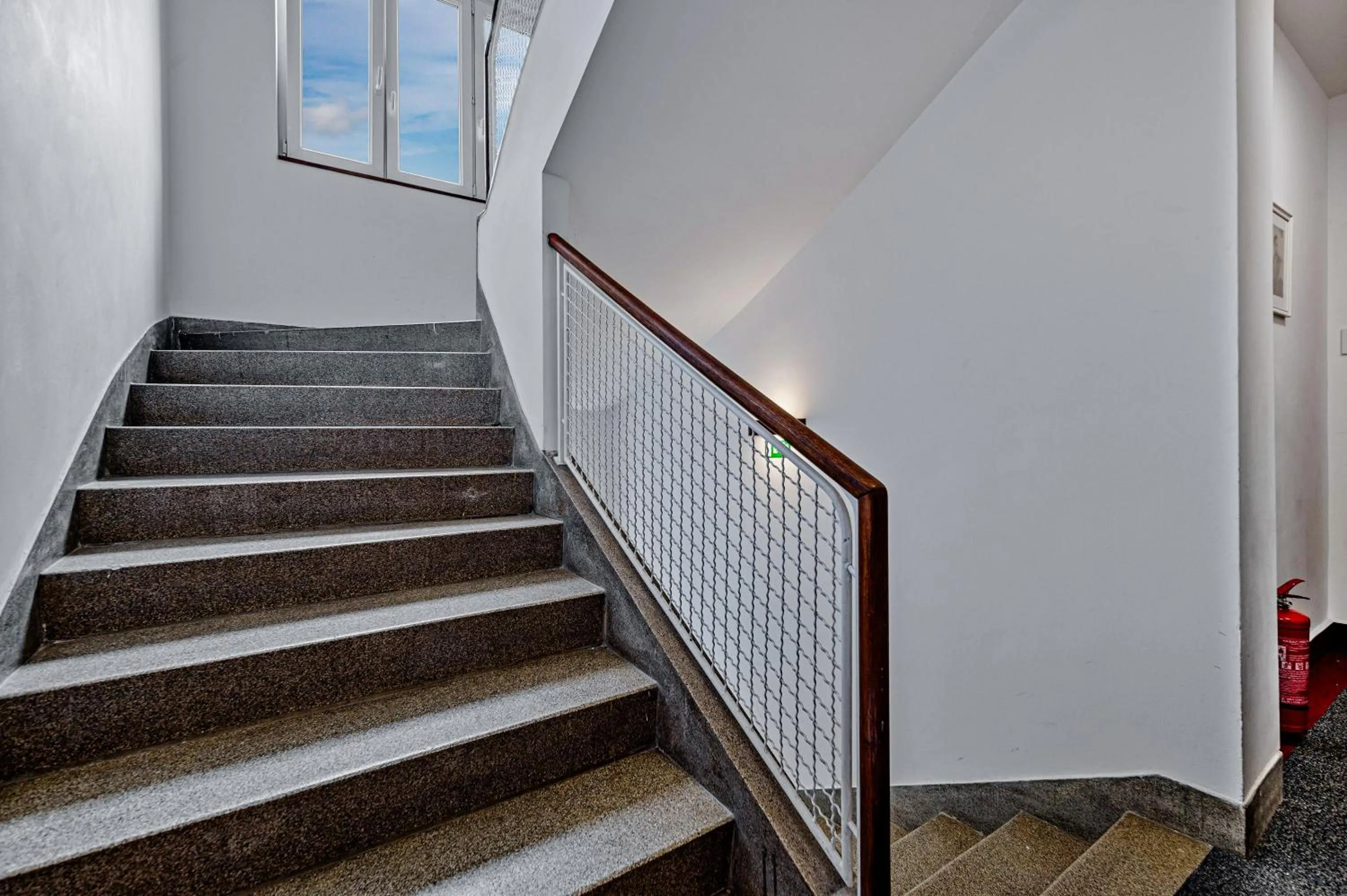 Area and facilities in 7Days B&B