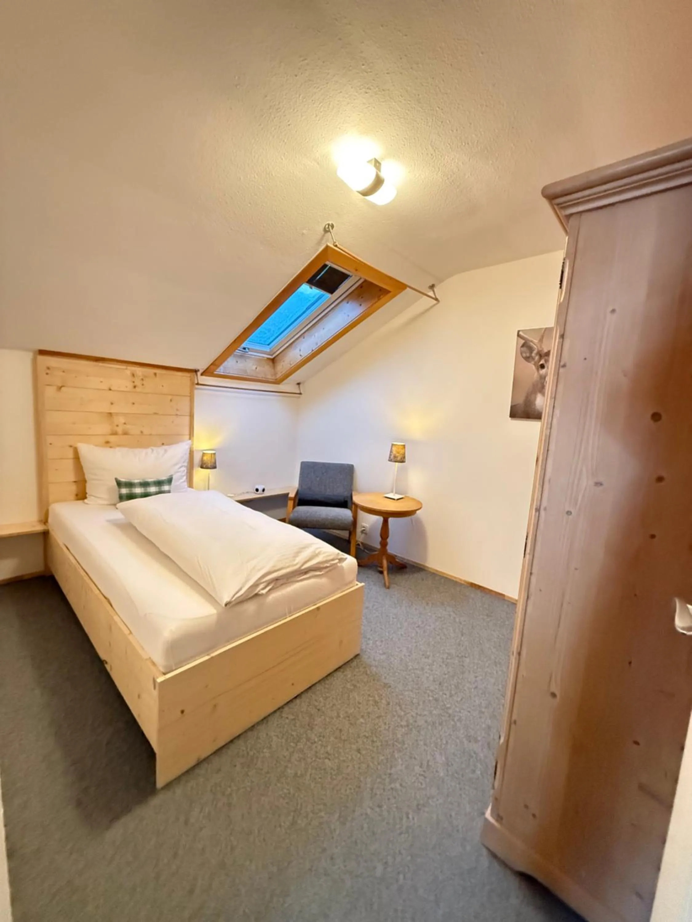 Bedroom, Bed in Gästehaus Alpvital