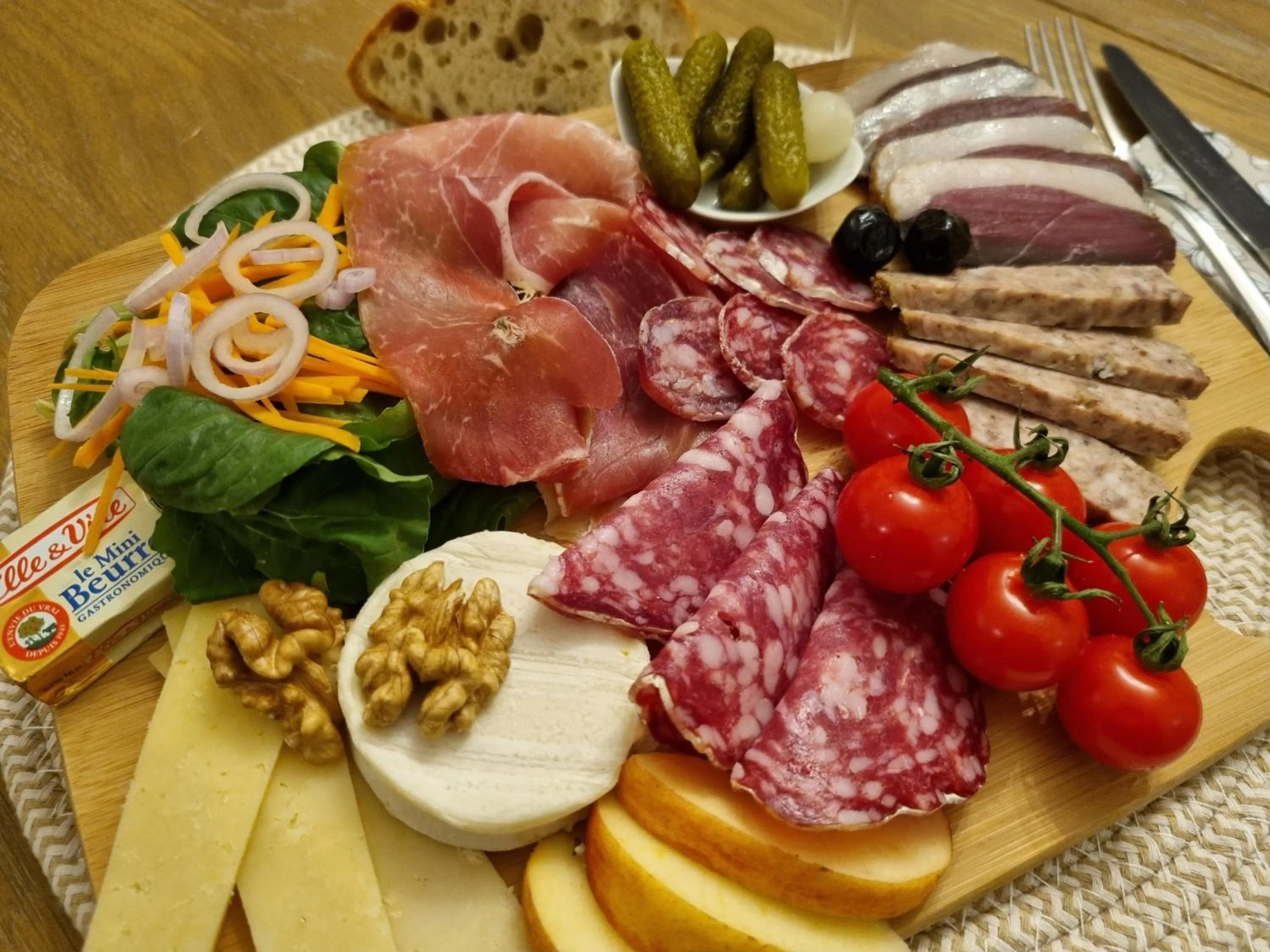 Food and drinks in Les Chenes Rouges