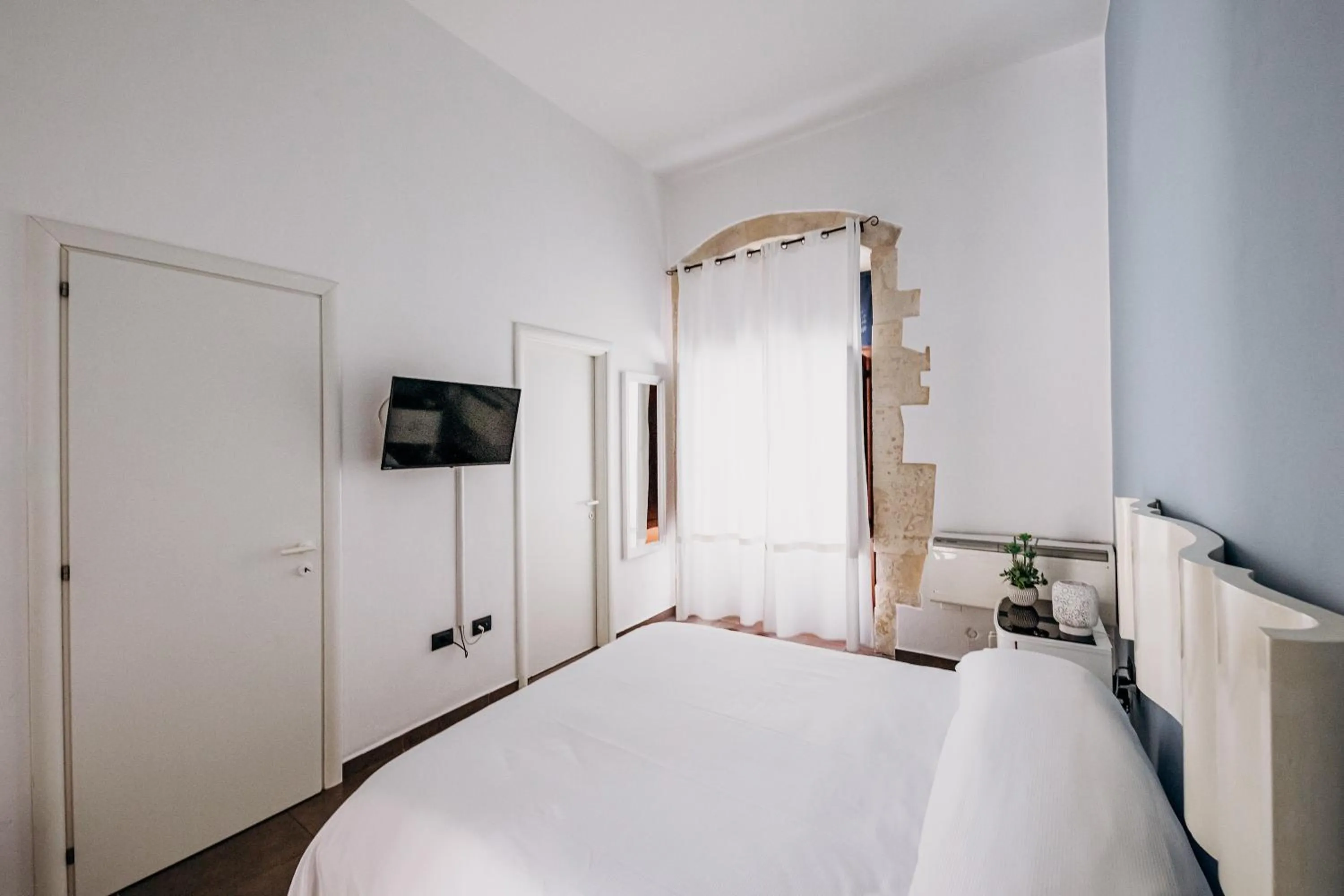 Bed in Kyanos Residence