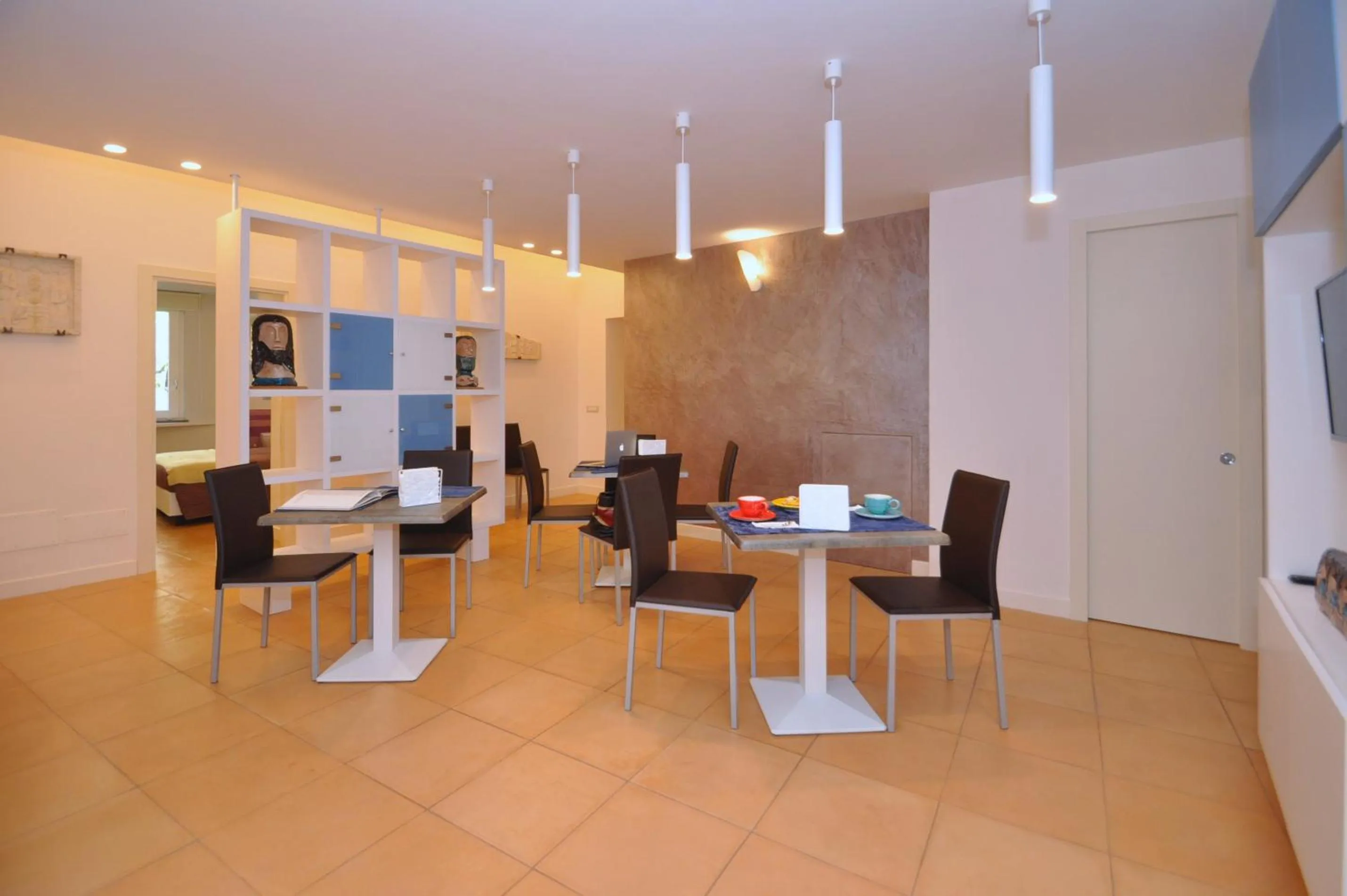 Restaurant/places to eat in Casa Mao