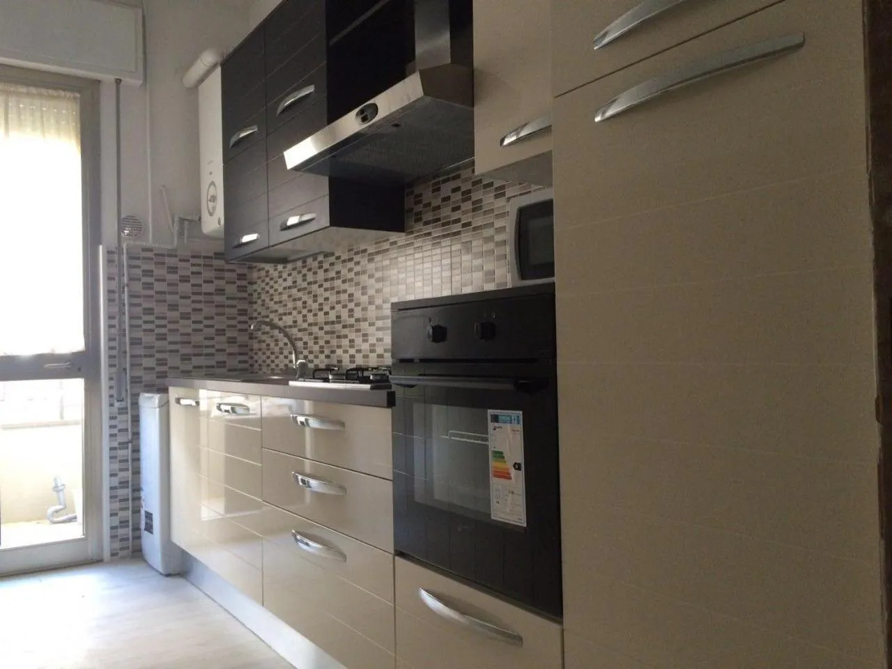 Kitchen or kitchenette in Hotel Flora