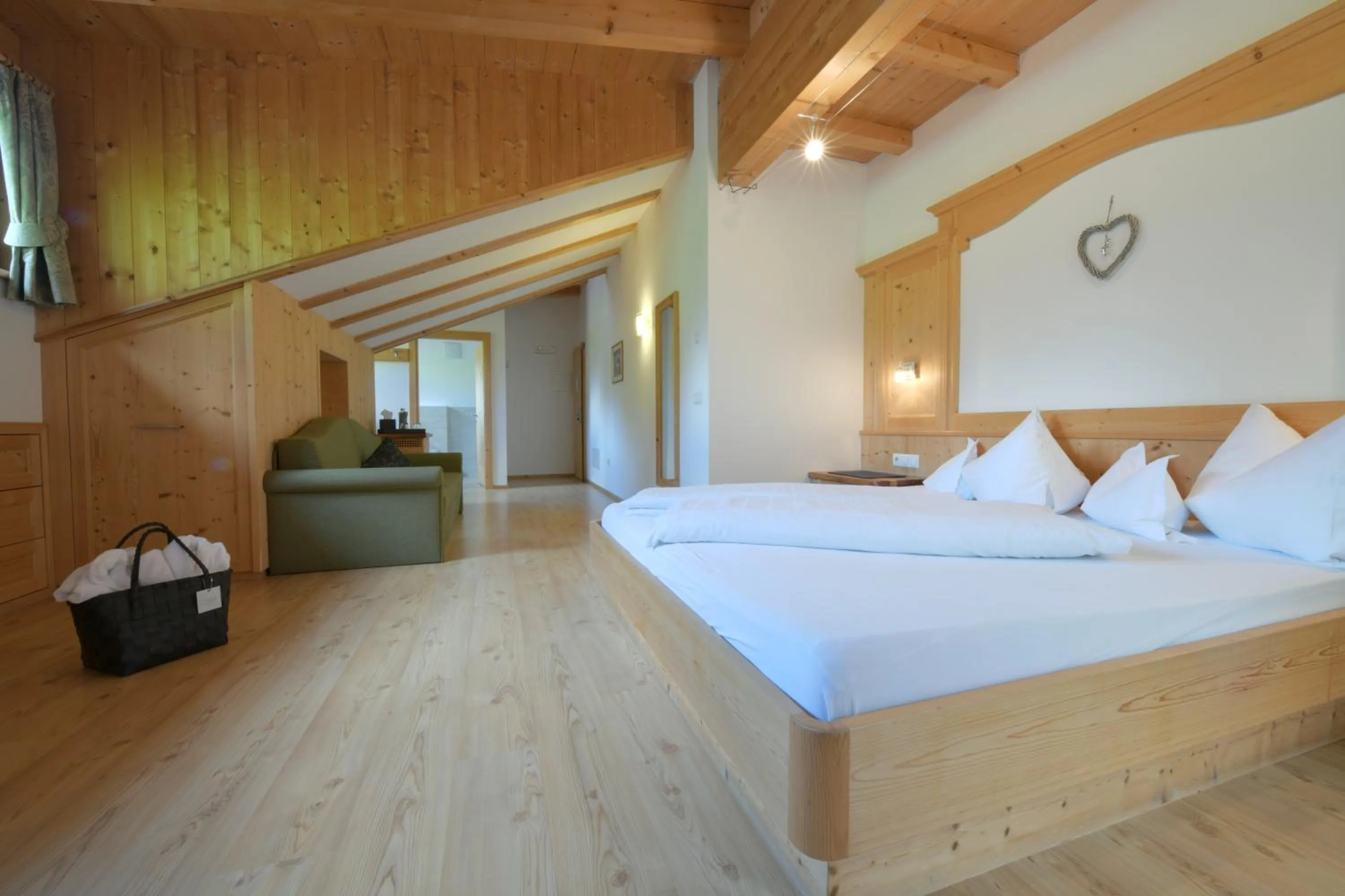 Bedroom, Bed in Garni Sunela B&B