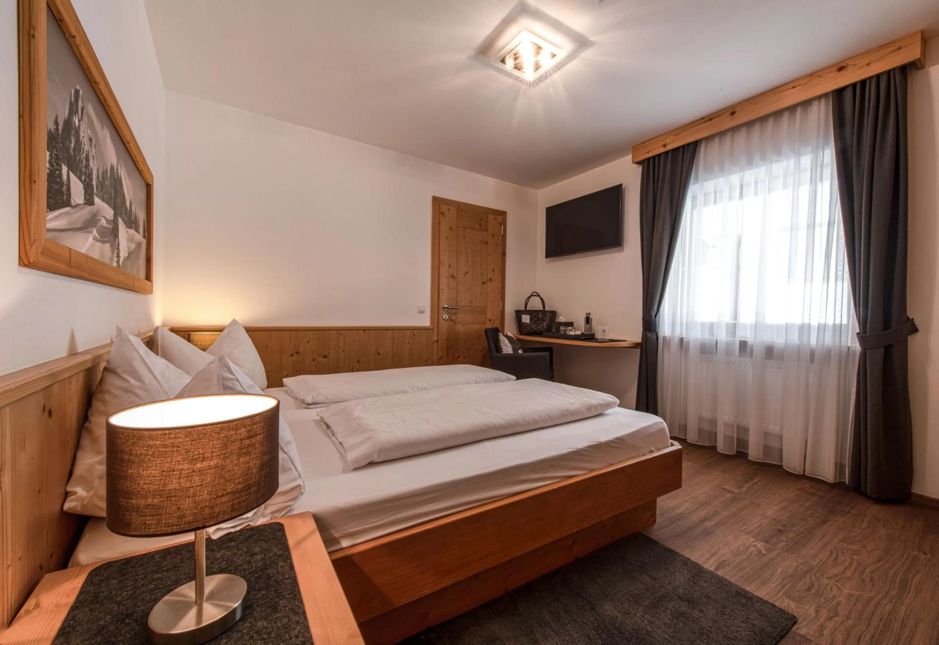 Bedroom, Bed in Garni Sunela B&B