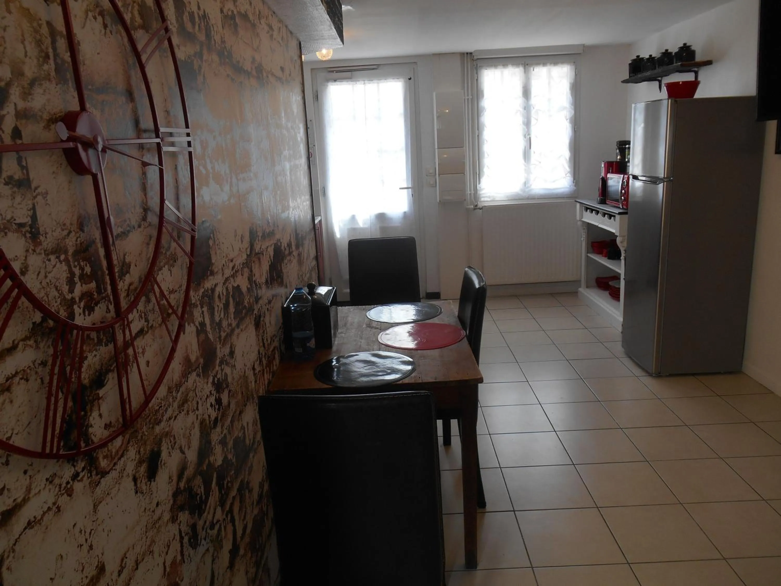 Dining area in Au Nid du Thil