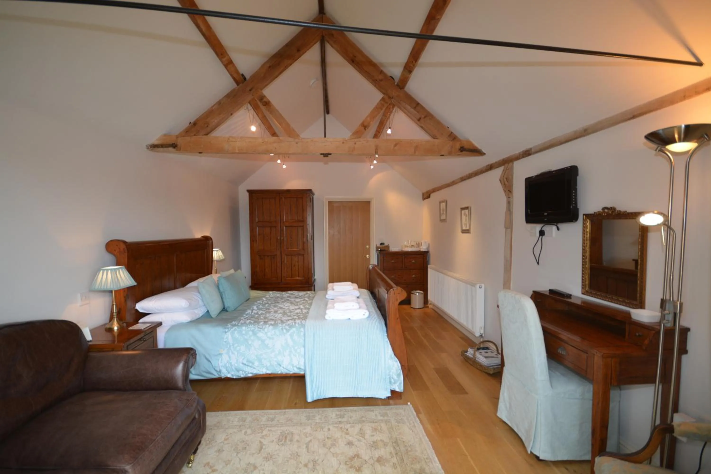 Photo of the whole room in Jex Farmhouse B&B