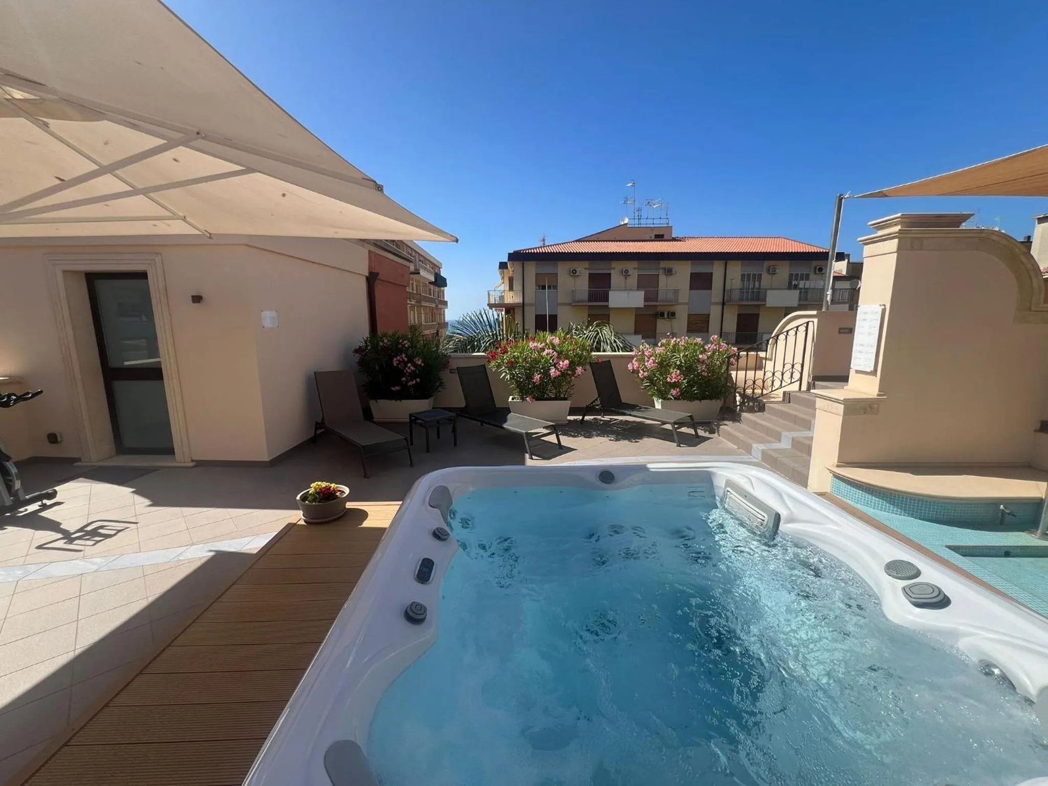 Solarium in Artemis Hotel