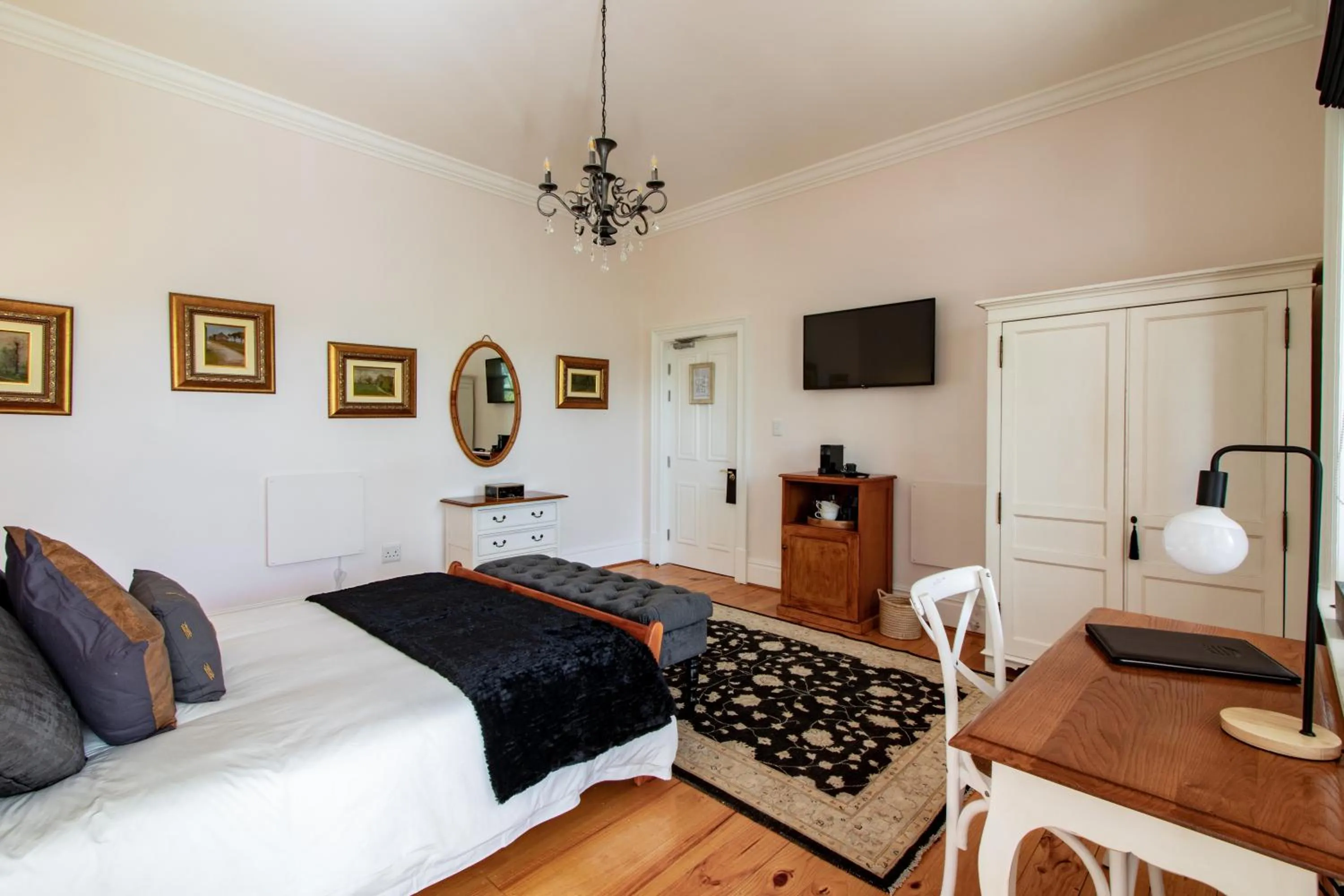 Photo of the whole room in Carmichael House Boutique Hotel