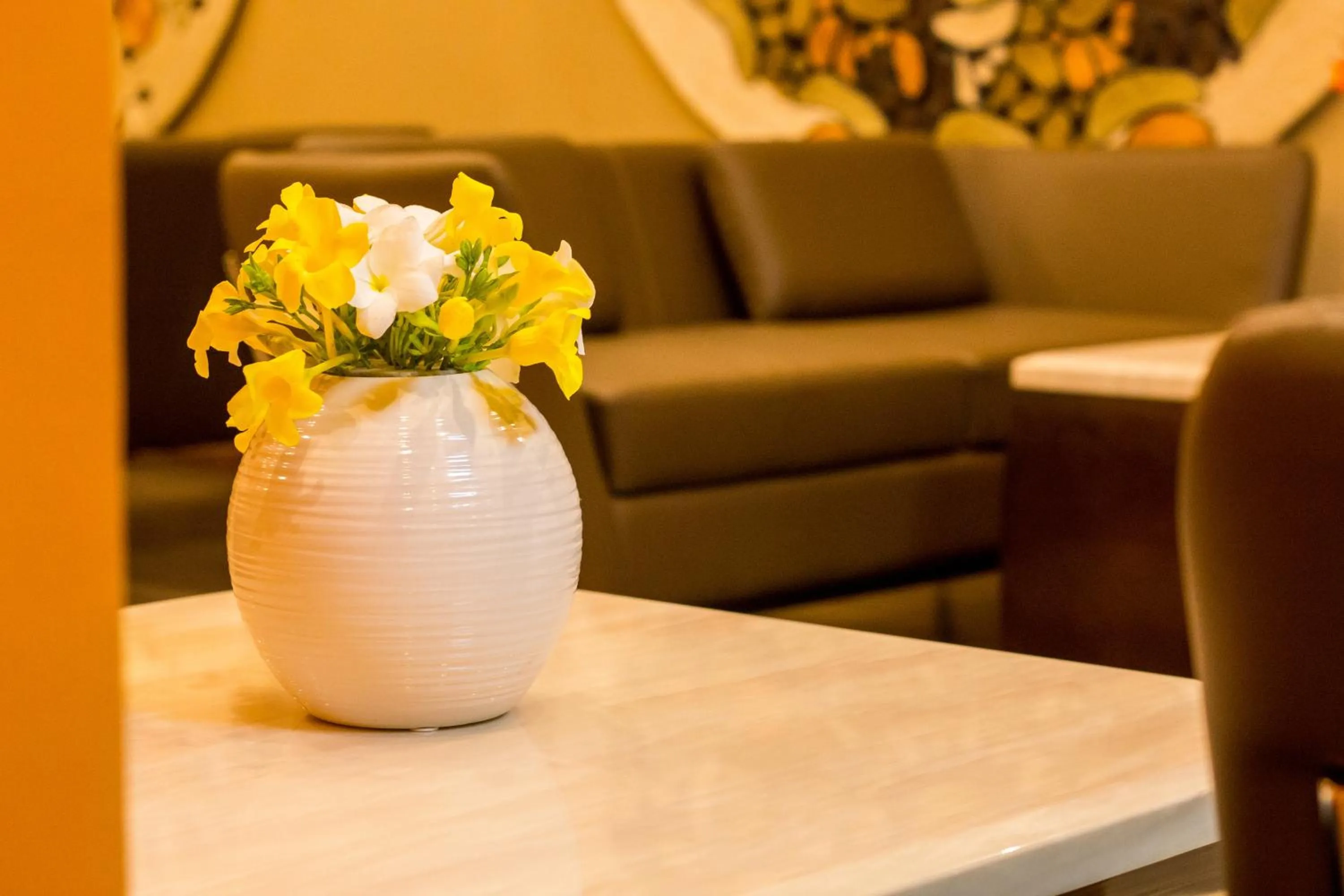 Lobby or reception in The Streamliner Hotel Apartment