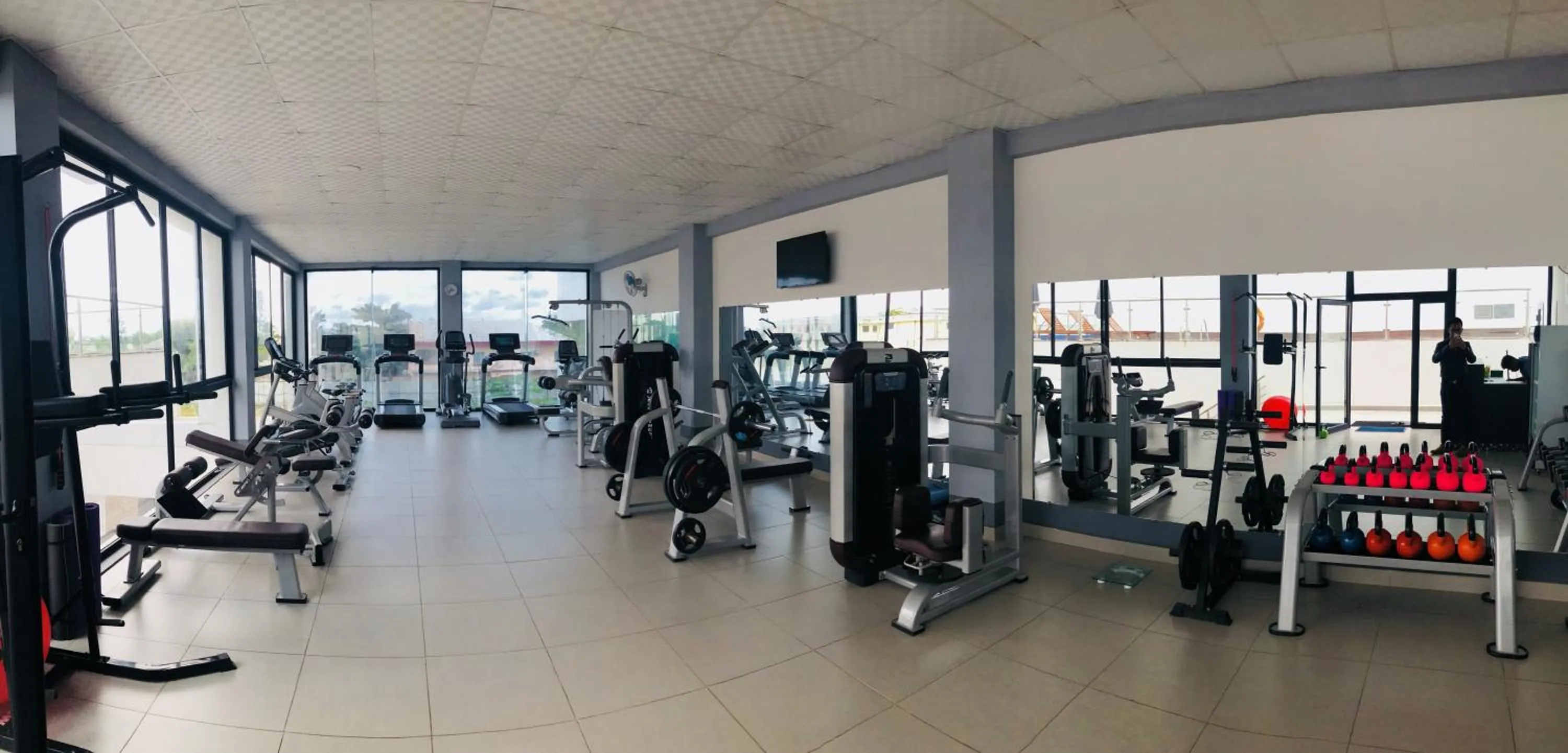 Fitness centre/facilities in The Streamliner Hotel Apartment