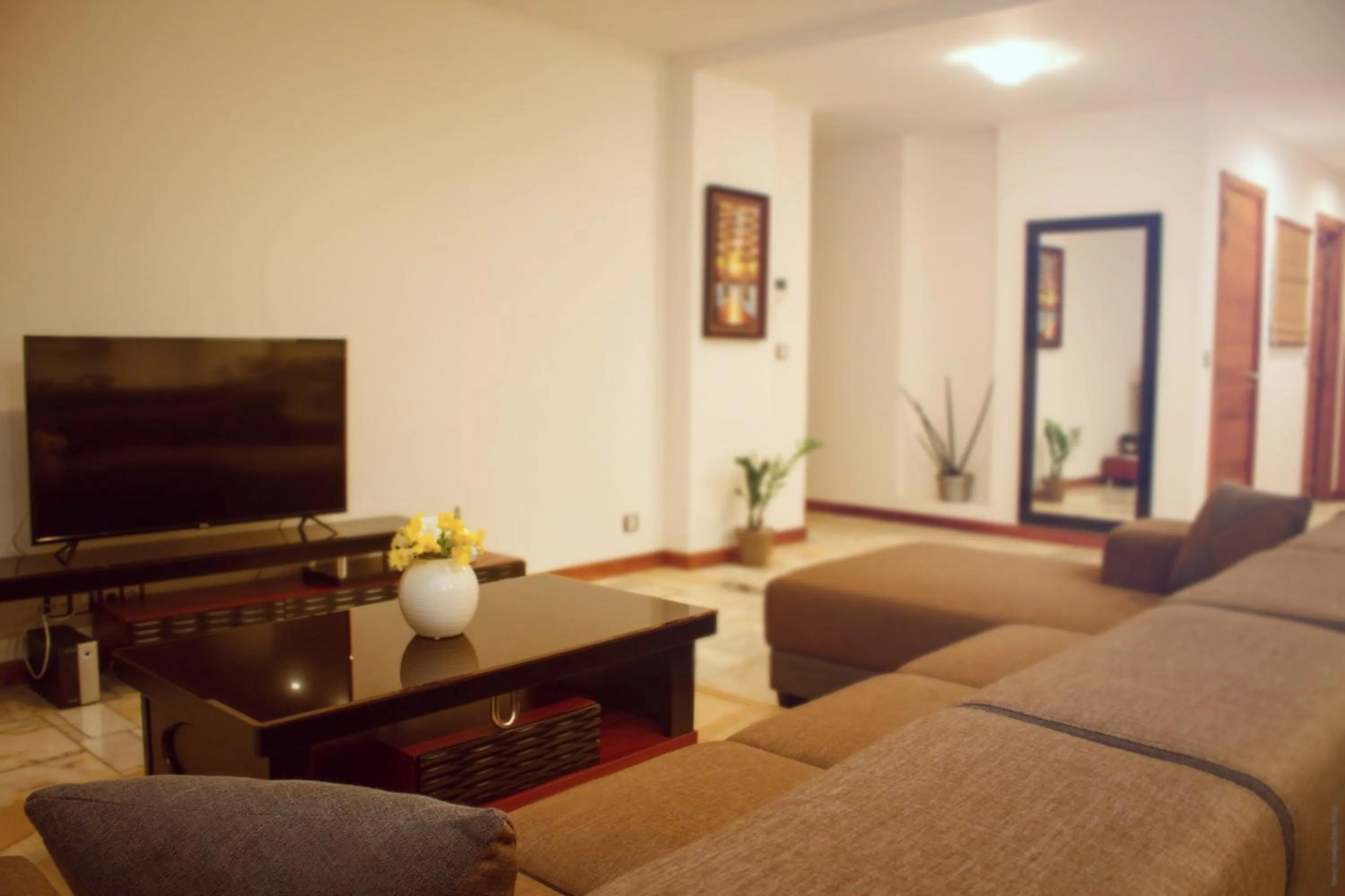 Living room in The Streamliner Hotel Apartment