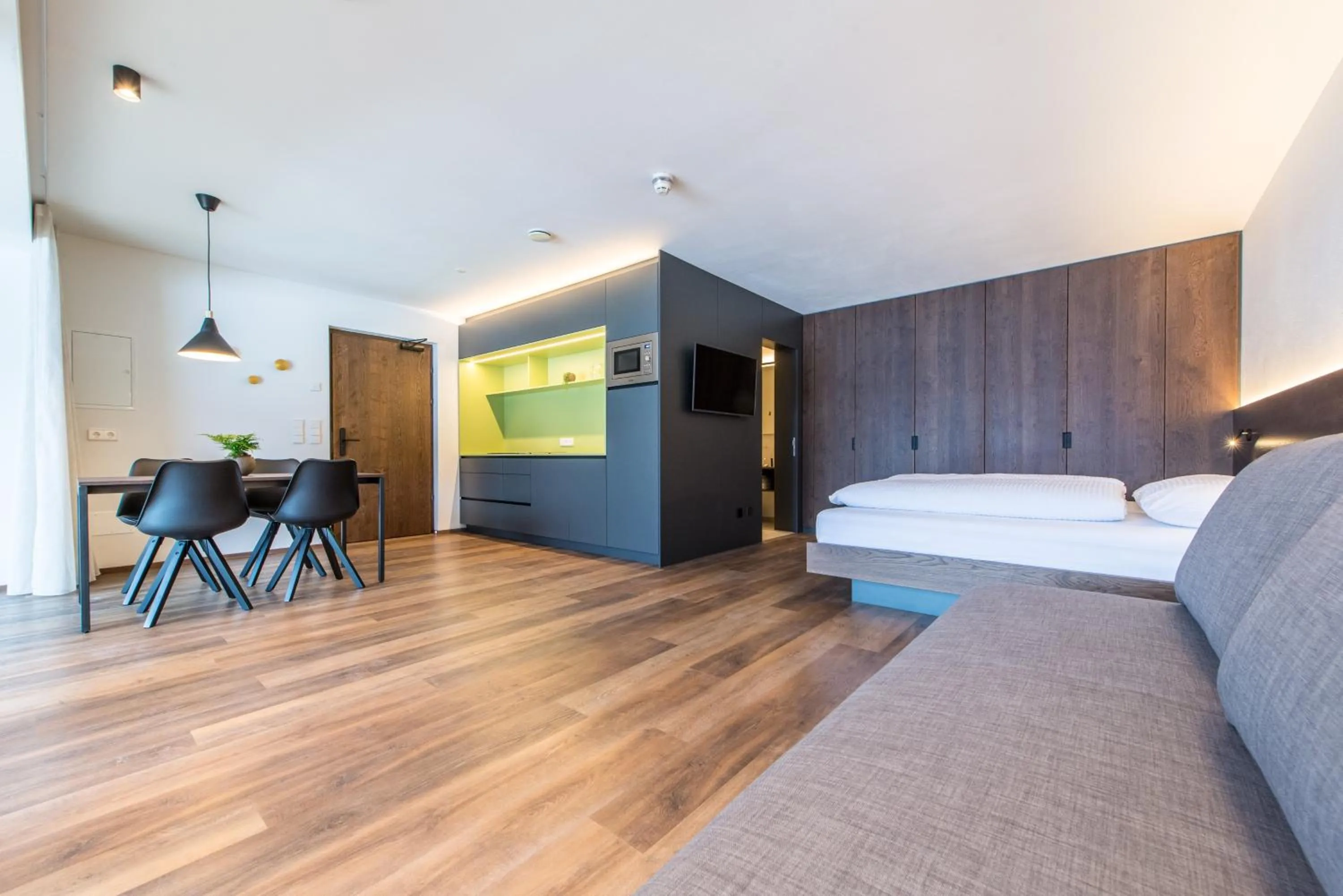 Kitchen or kitchenette, Bed in Mountain Residence Montana