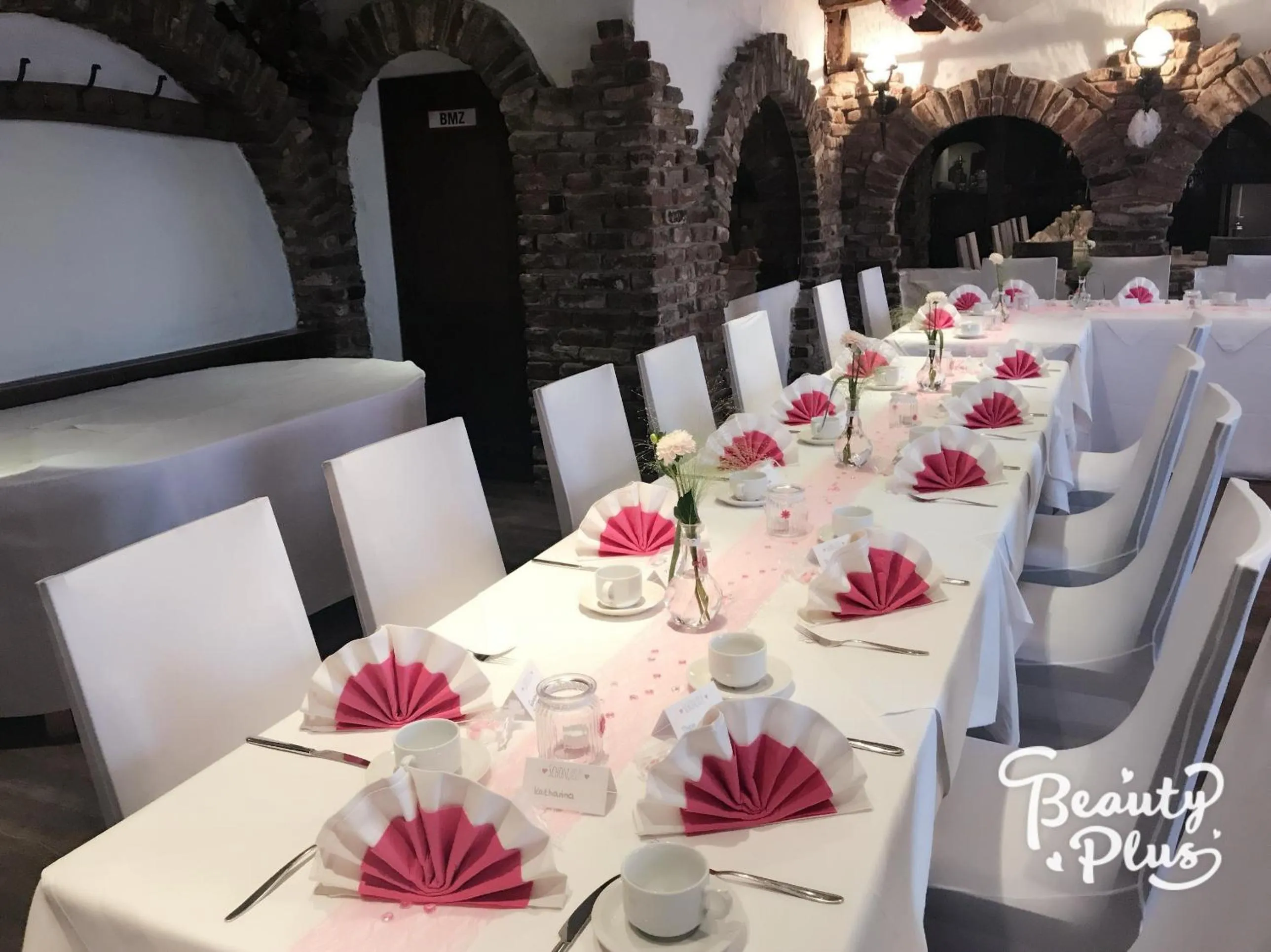 Restaurant/places to eat in Hotel-Restaurant Haus Nattkemper