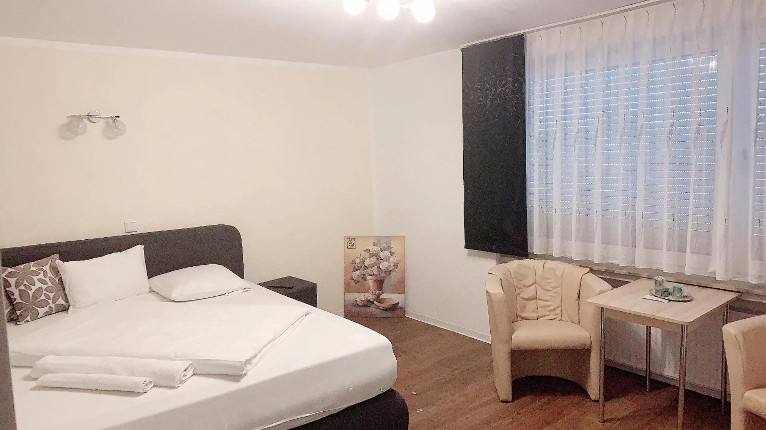 Photo of the whole room, Bed in Hotel-Restaurant Haus Nattkemper