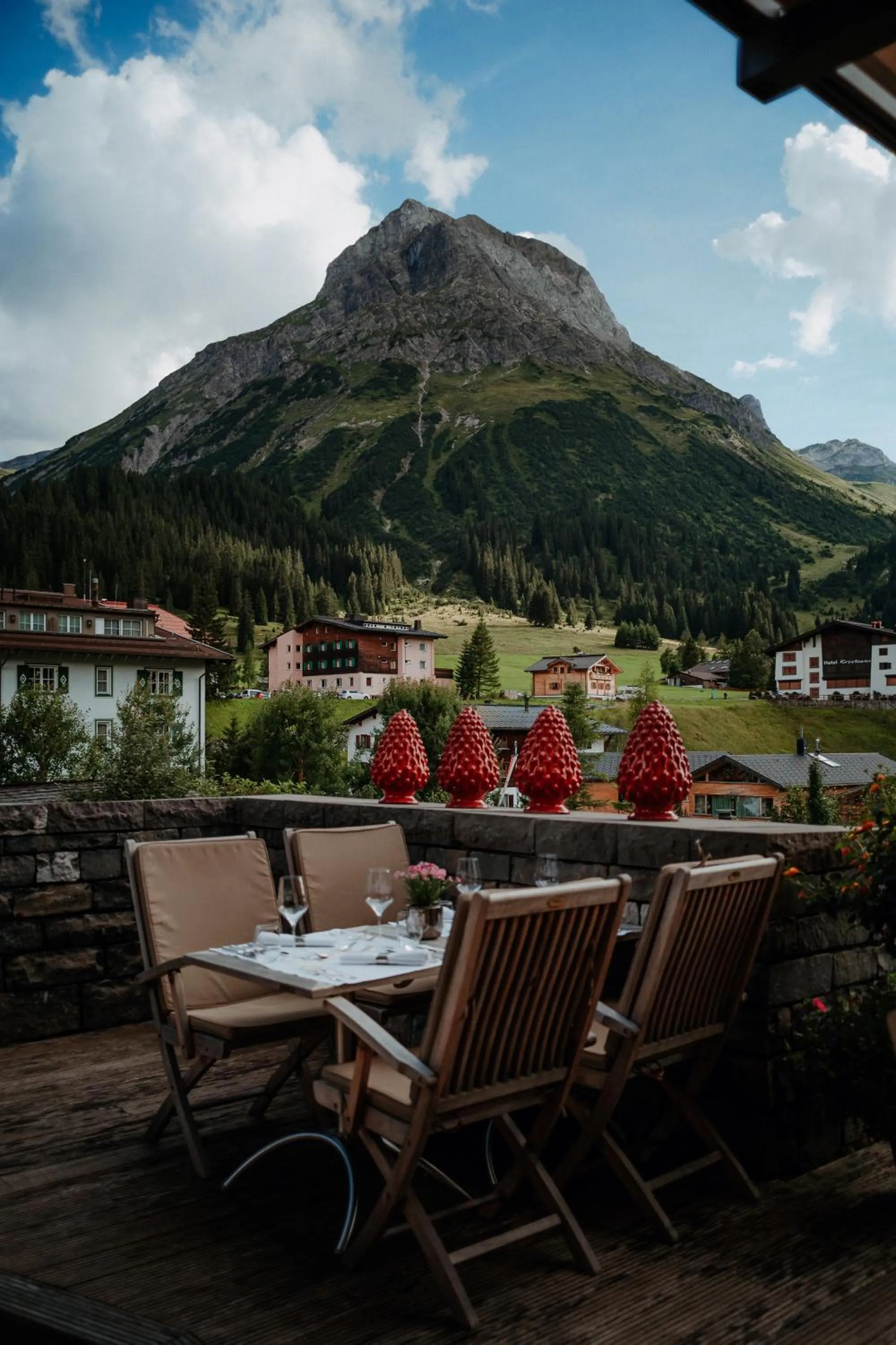 Restaurant/places to eat in Hotel Austria