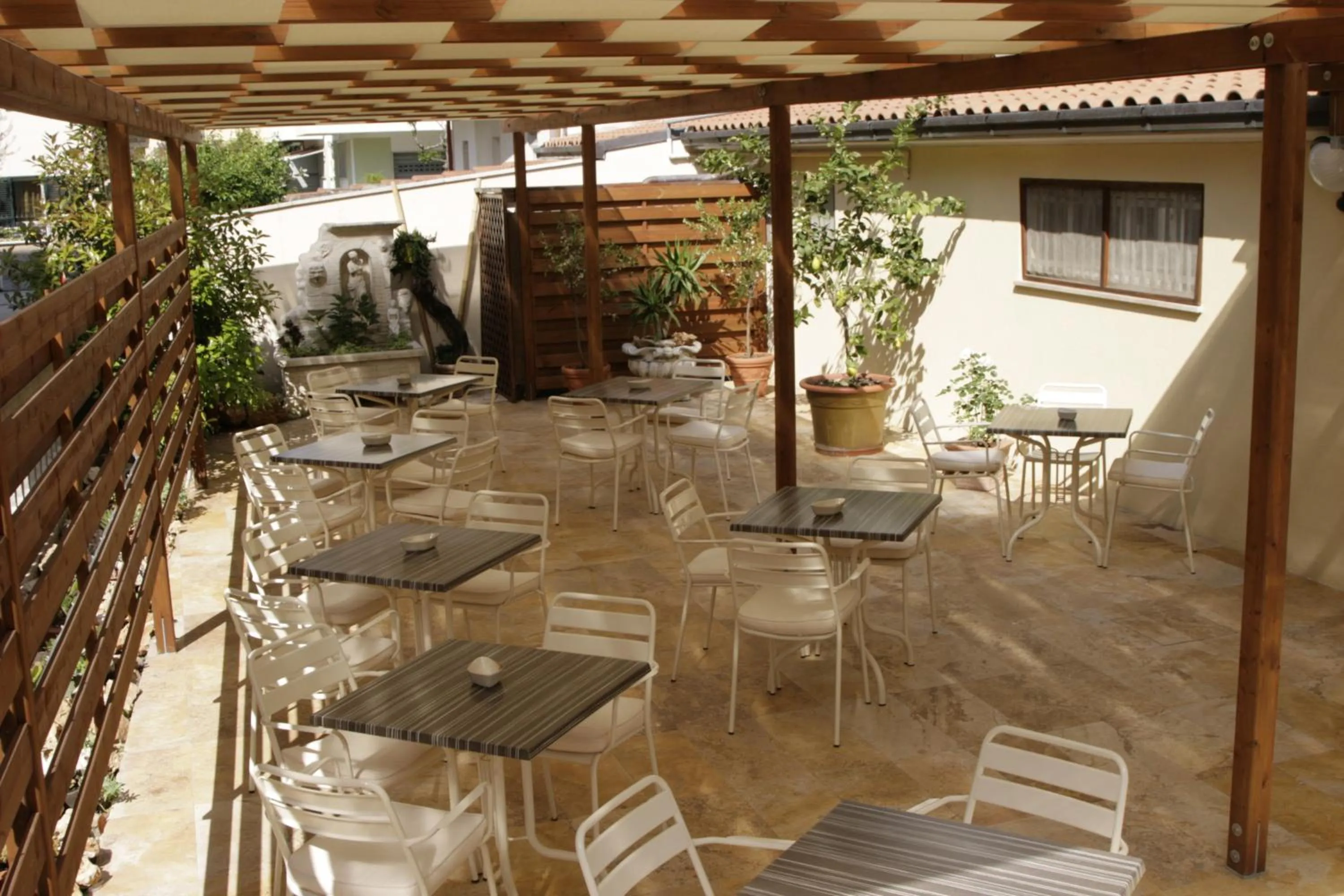 Patio in Hotel La Pergola