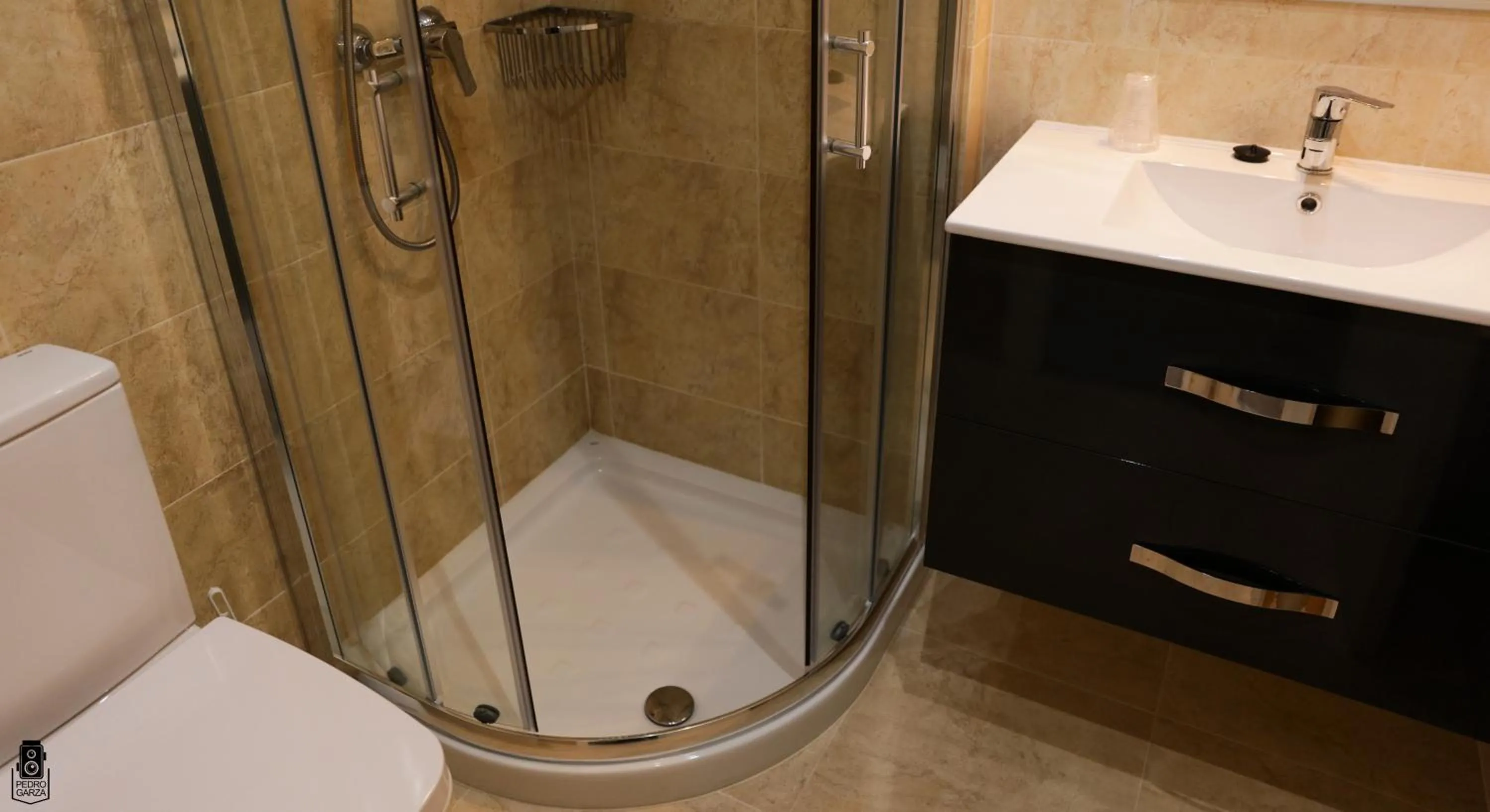 Bathroom in dpCristal City Apartments