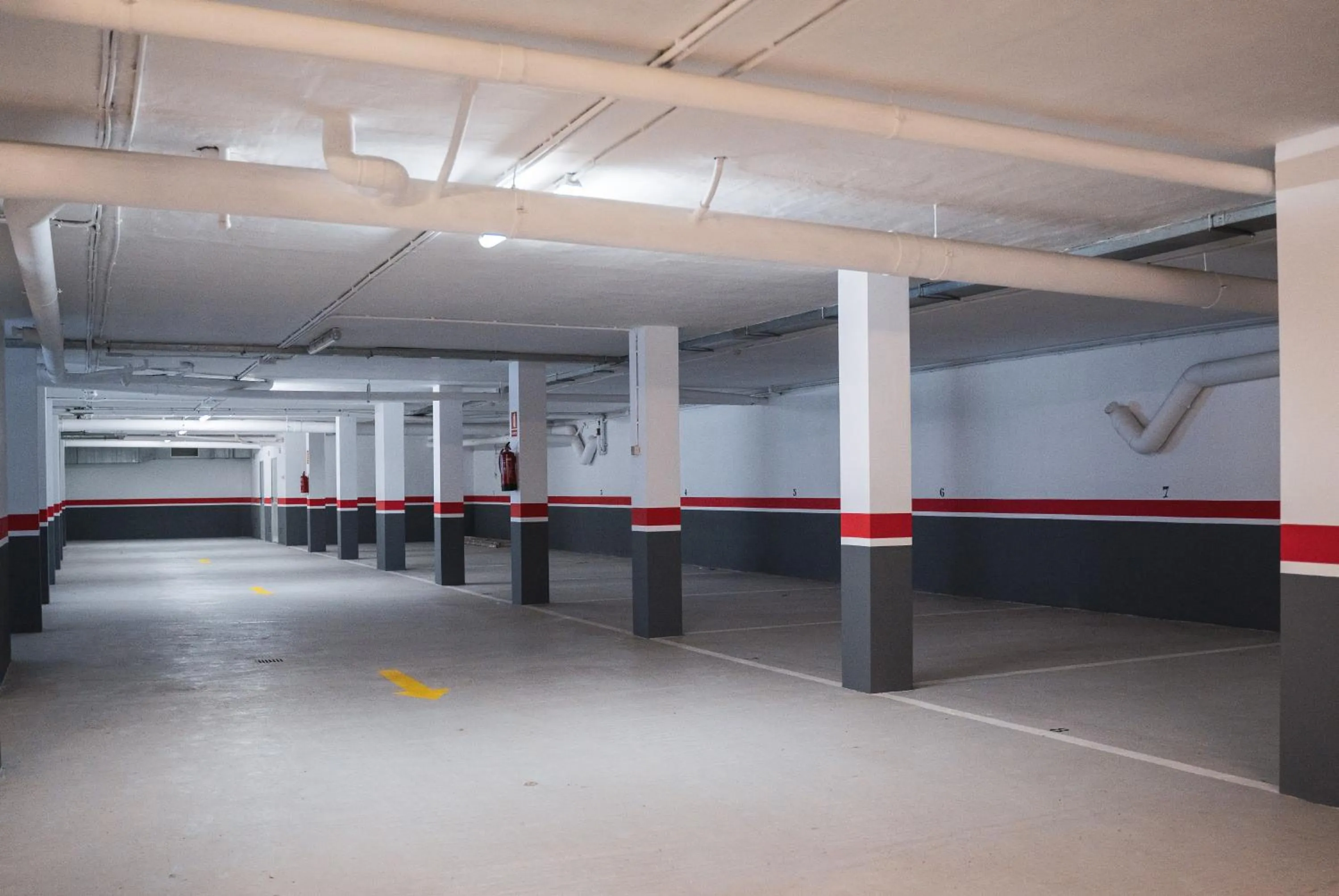 Parking in Beatrix 2000 - Caliu Apartments