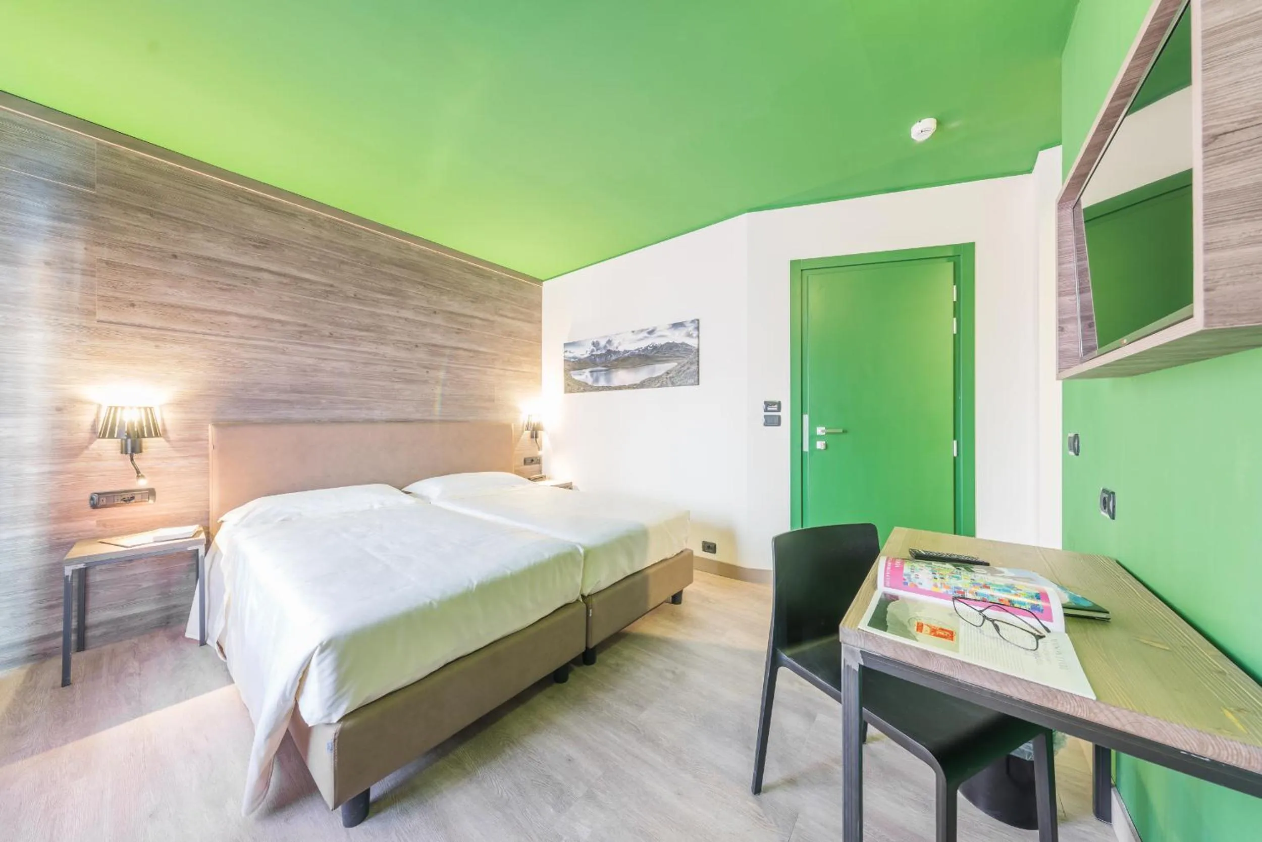 Photo of the whole room, Bed in Hotel Europa