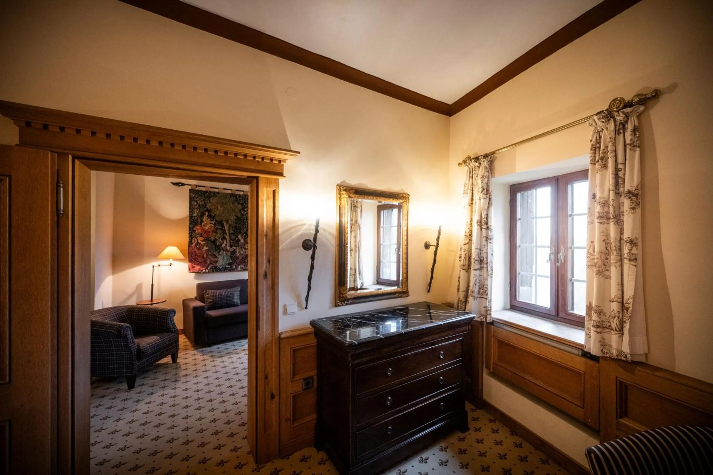 Photo of the whole room, Bed in Burg Rabenstein